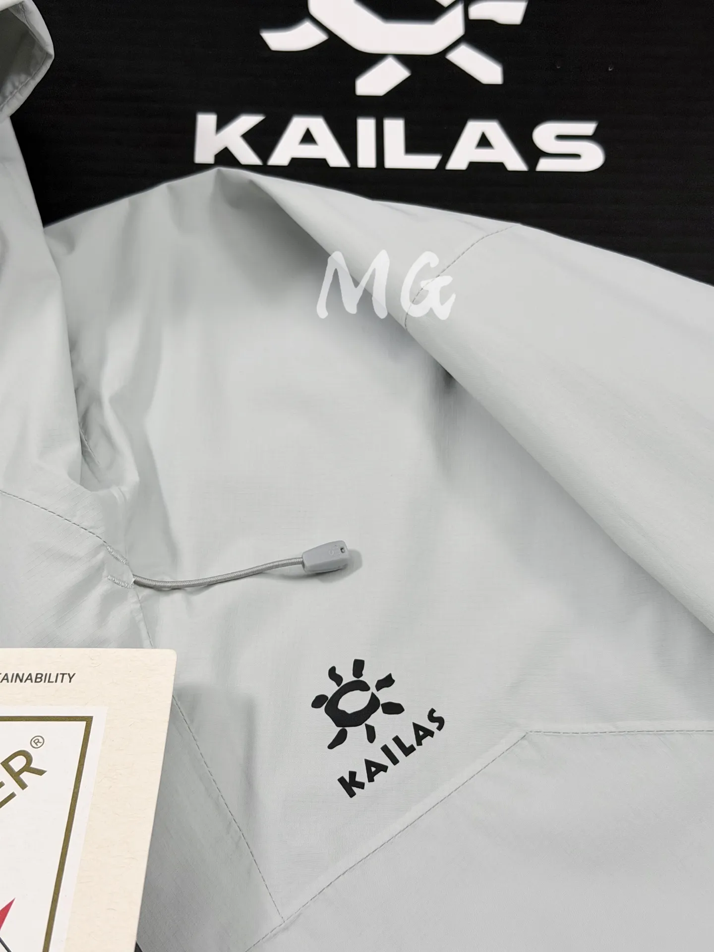 Kailas Thunderbird LT GORE-TEX Softshell Hooded Jacket D38011080 — view 3
