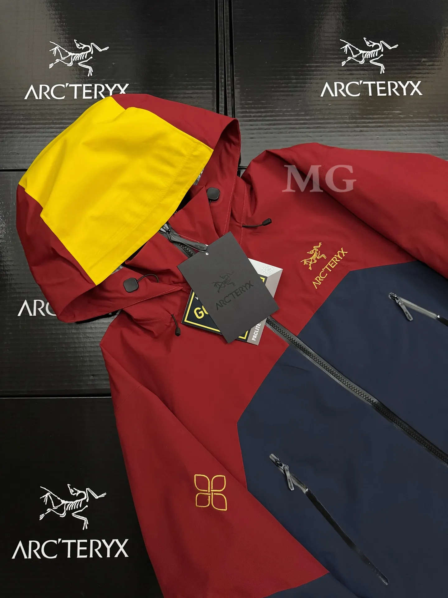 Arc'teryx x Songtsam GORE-TEX Hooded Shell Jacket D38019293 — view 4