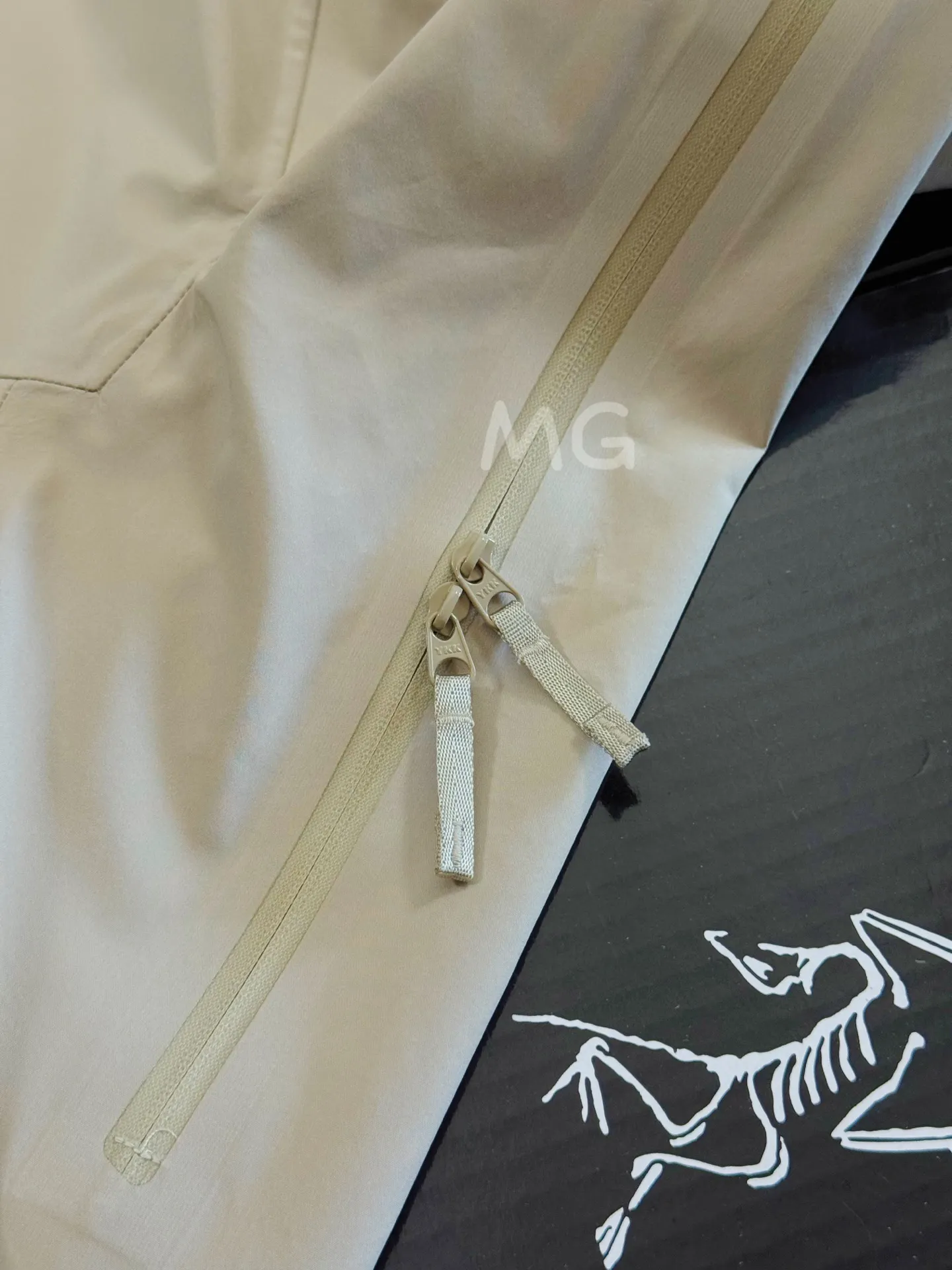 Sidewinder GORE-TEX Shell Jacket D38019311 — view 7