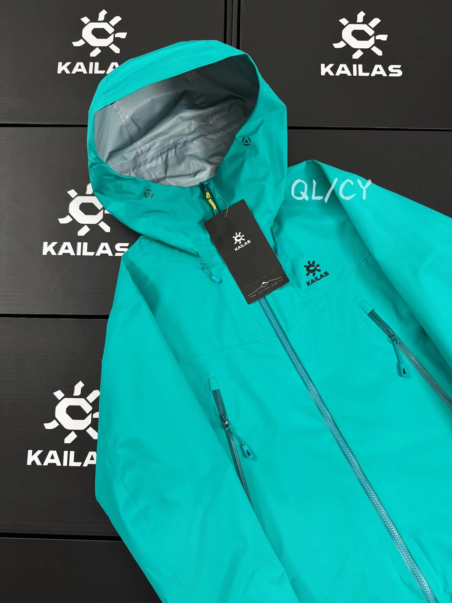 Bogda LT Waterproof Hooded Hardshell Jacket D39019625 — view 2