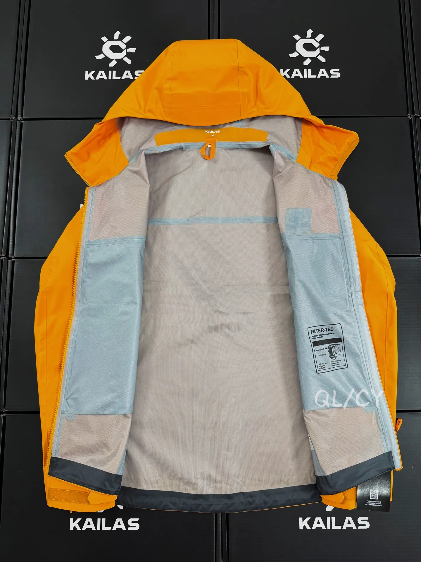Bogda LT Waterproof Hooded Hardshell Jacket D39019628 — view 7