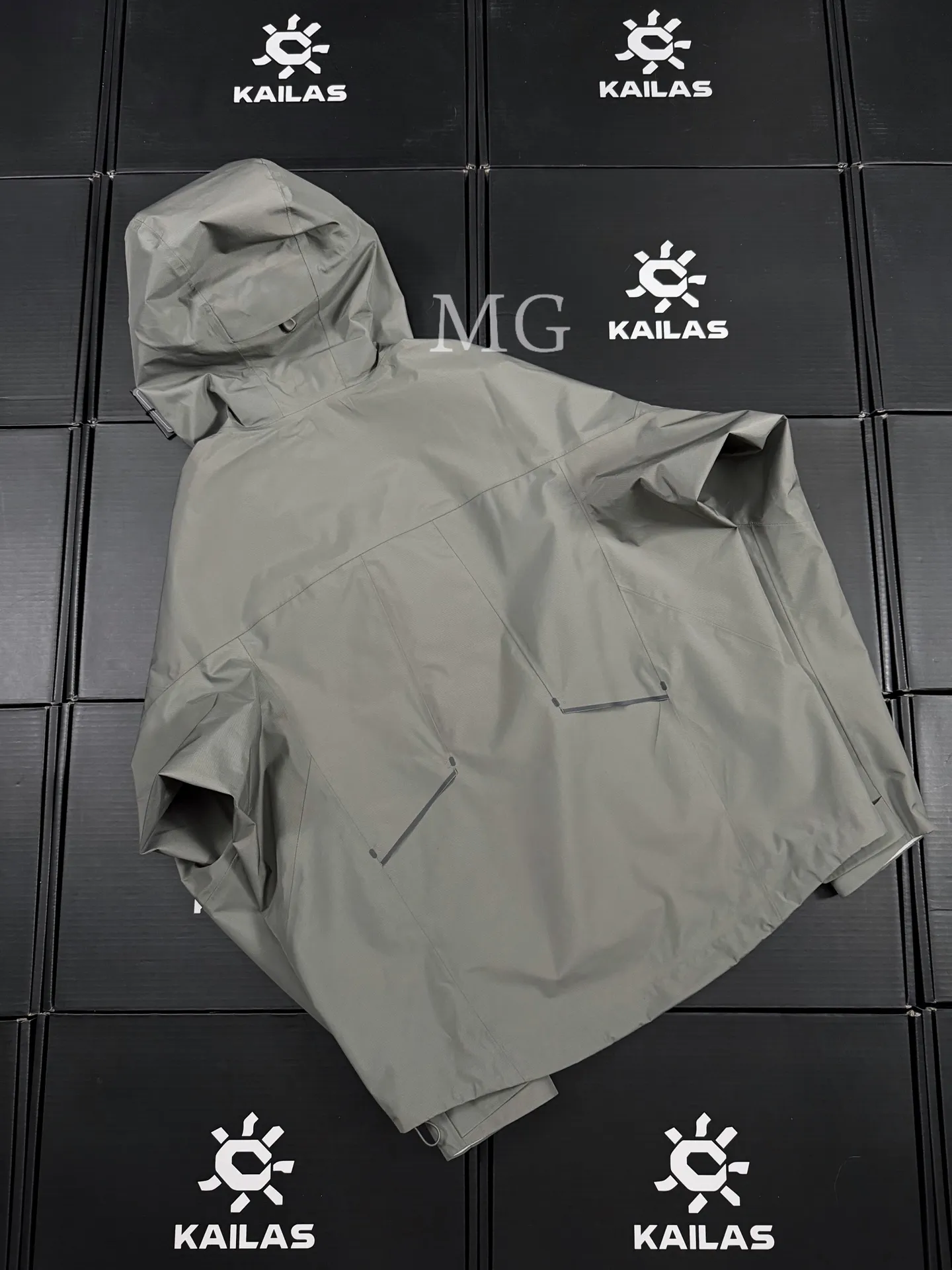 Kailas Filtertec Lightweight Waterproof Hardshell Jacket D40019456 — view 5