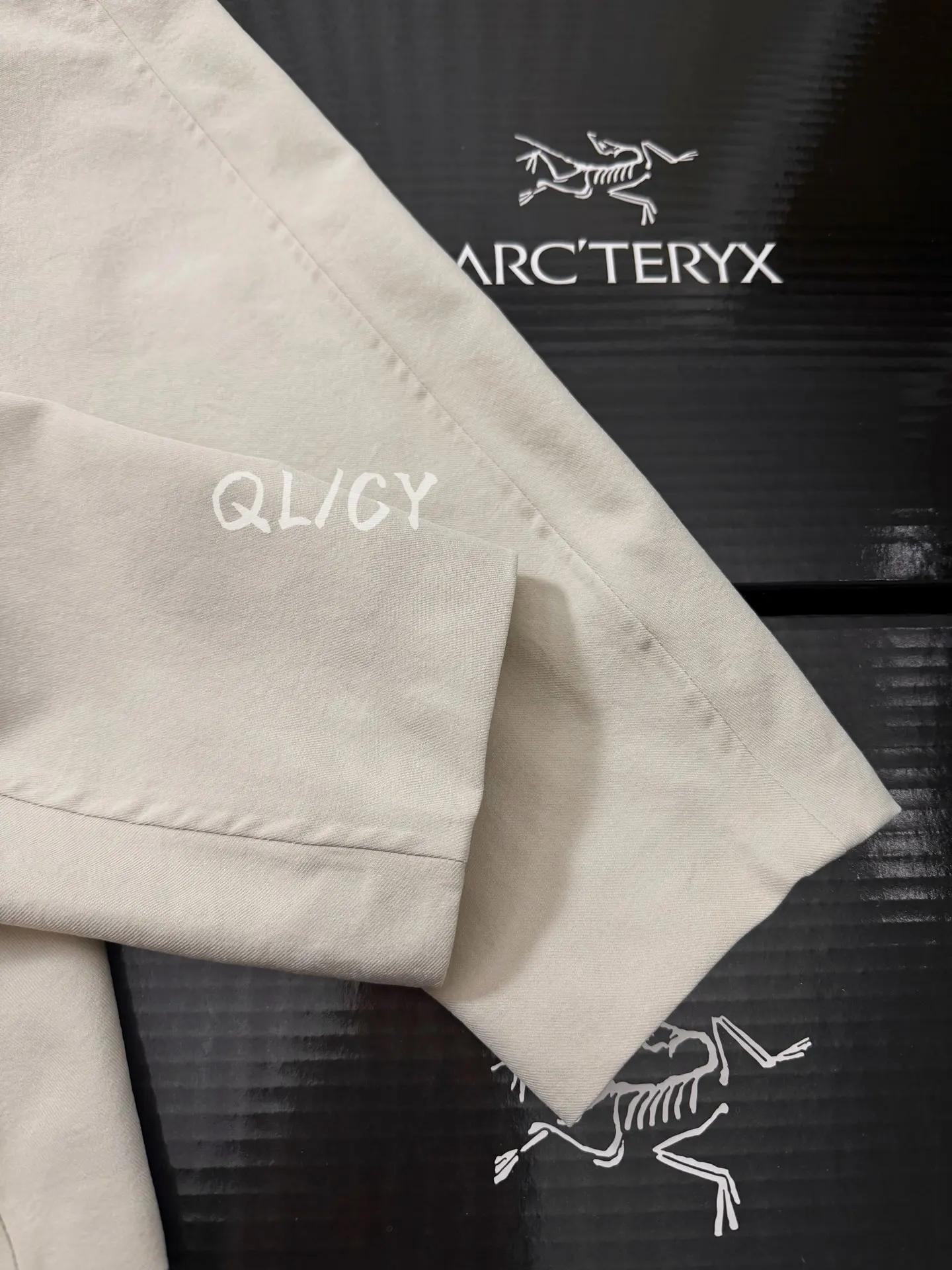 Veilance Mionn Softshell Overshirt Jacket D40019616 — view 5