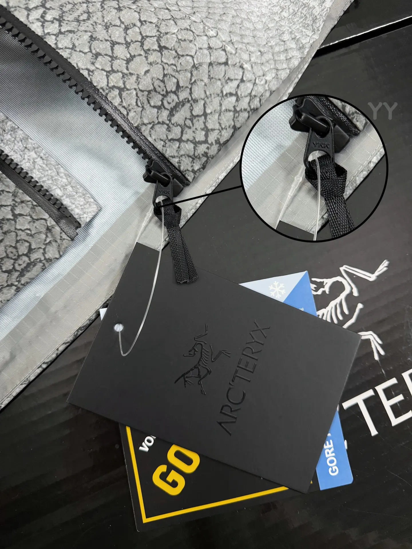 Beta SL Walk Gently Snakeskin Print Shell Jacket D40019313 — view 9