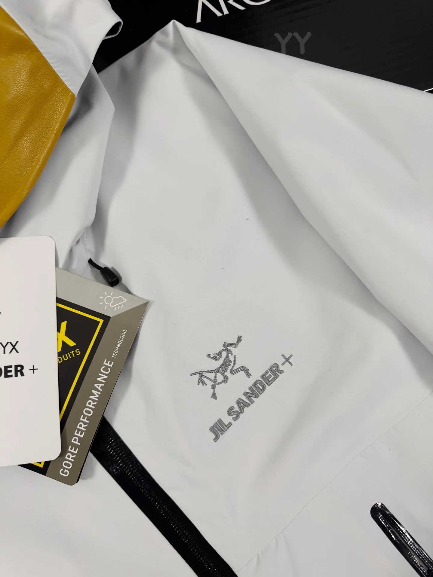 Arc'teryx x Jil Sander GORE-TEX Shell Ski Jacket D40019307 — view 2