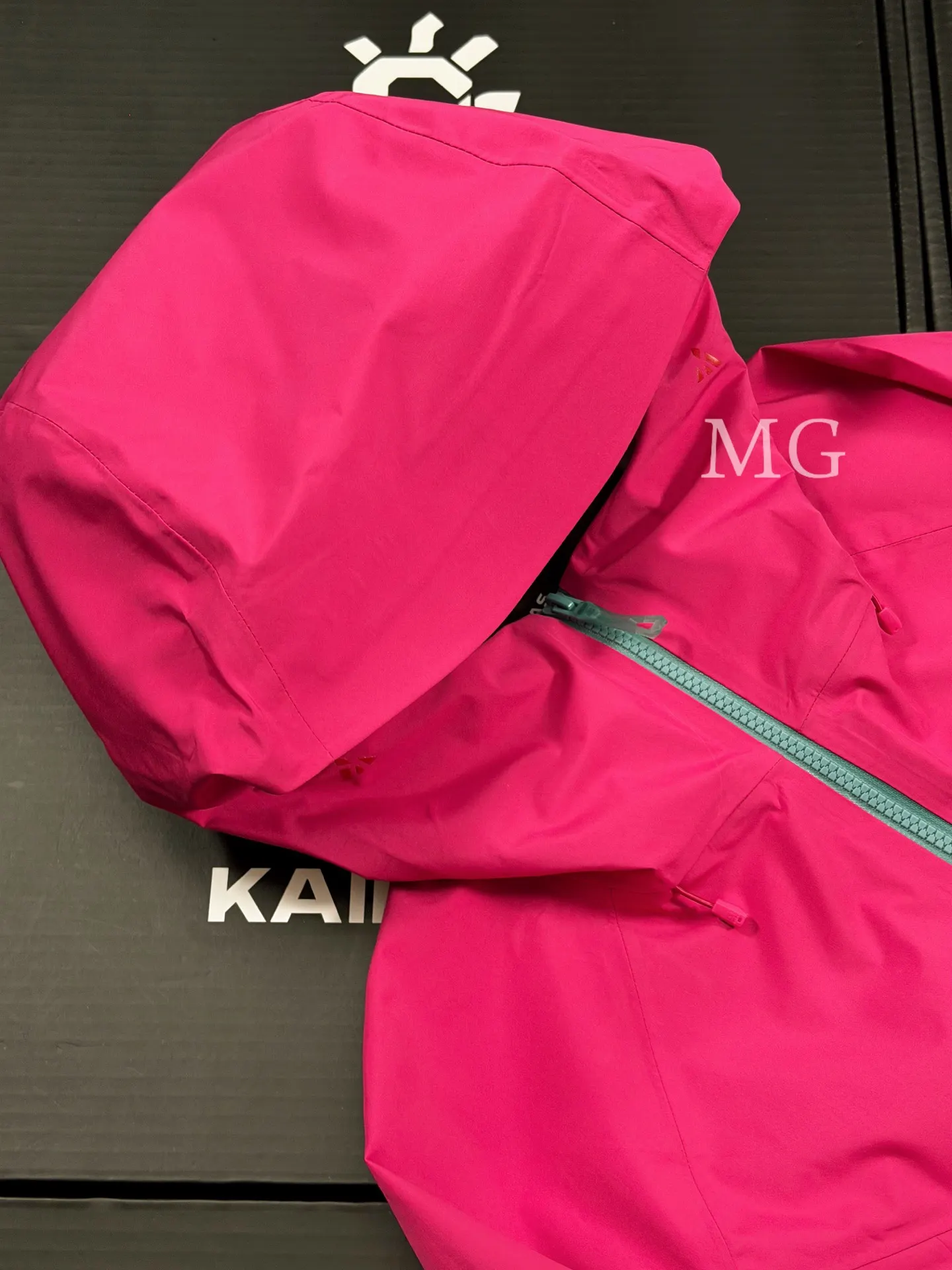 Mont X-LT GORE-TEX Hardshell Jacket D42019536 — view 4