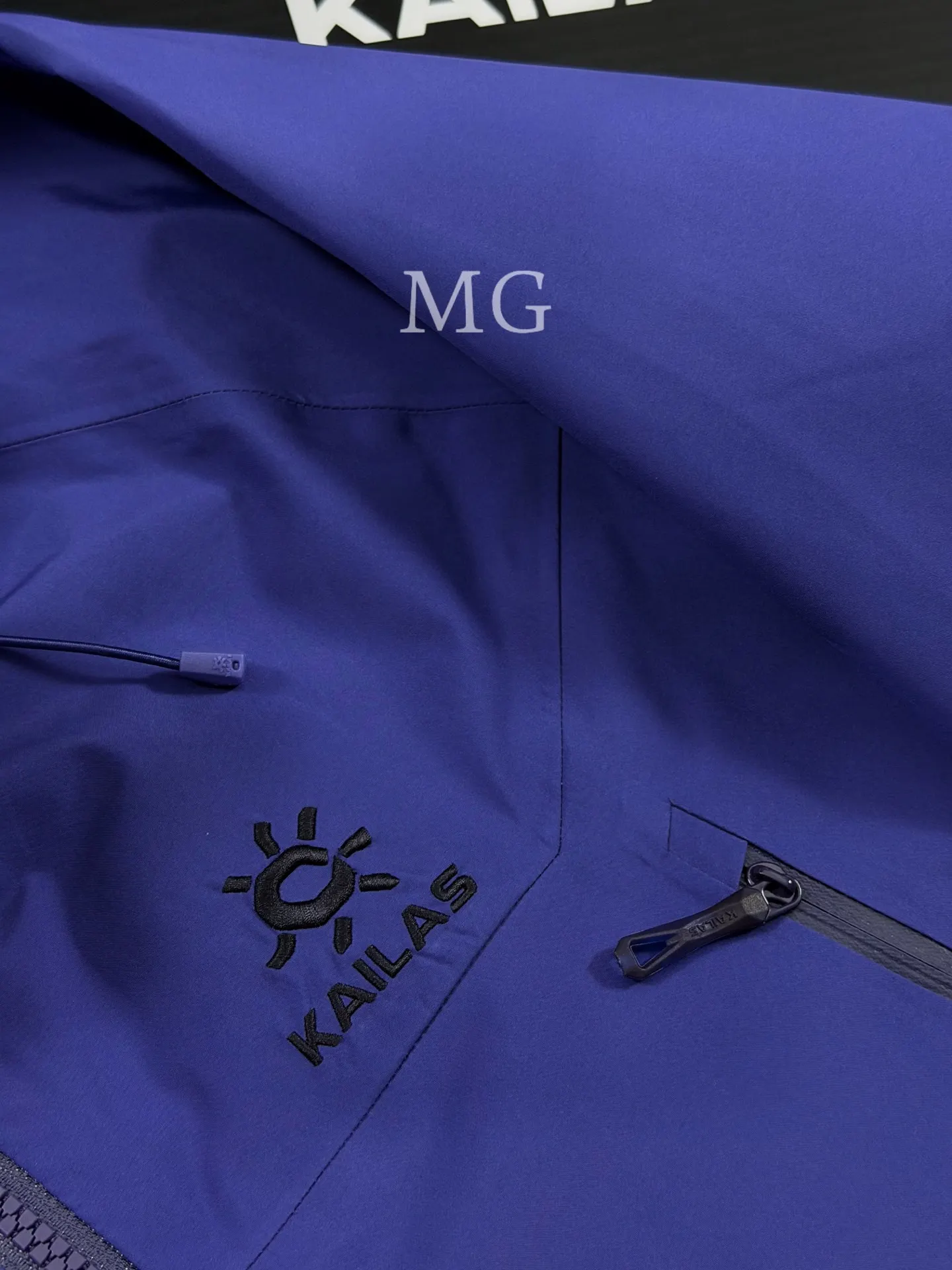 Mont X-LT GORE-TEX Hardshell Jacket D42019534 — view 3