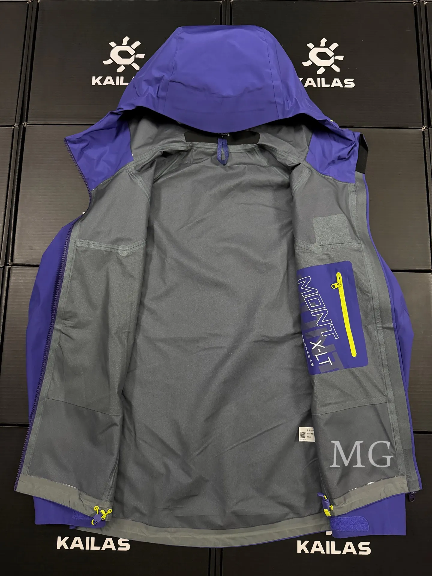 Mont X-LT GORE-TEX Hardshell Jacket D42019534 — view 7