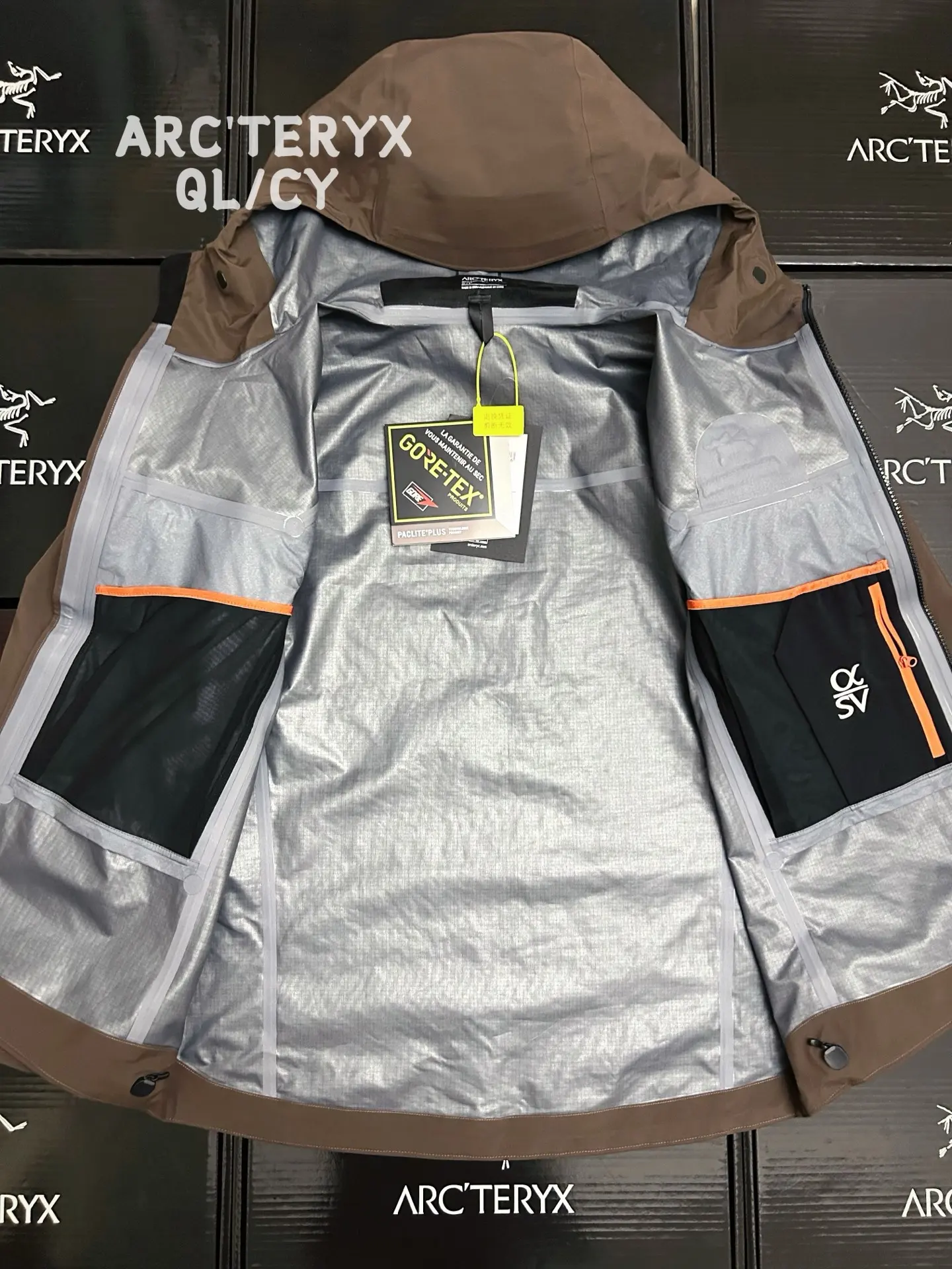 Alpha SV GORE-TEX Hooded Shell Jacket D42019585 — view 8