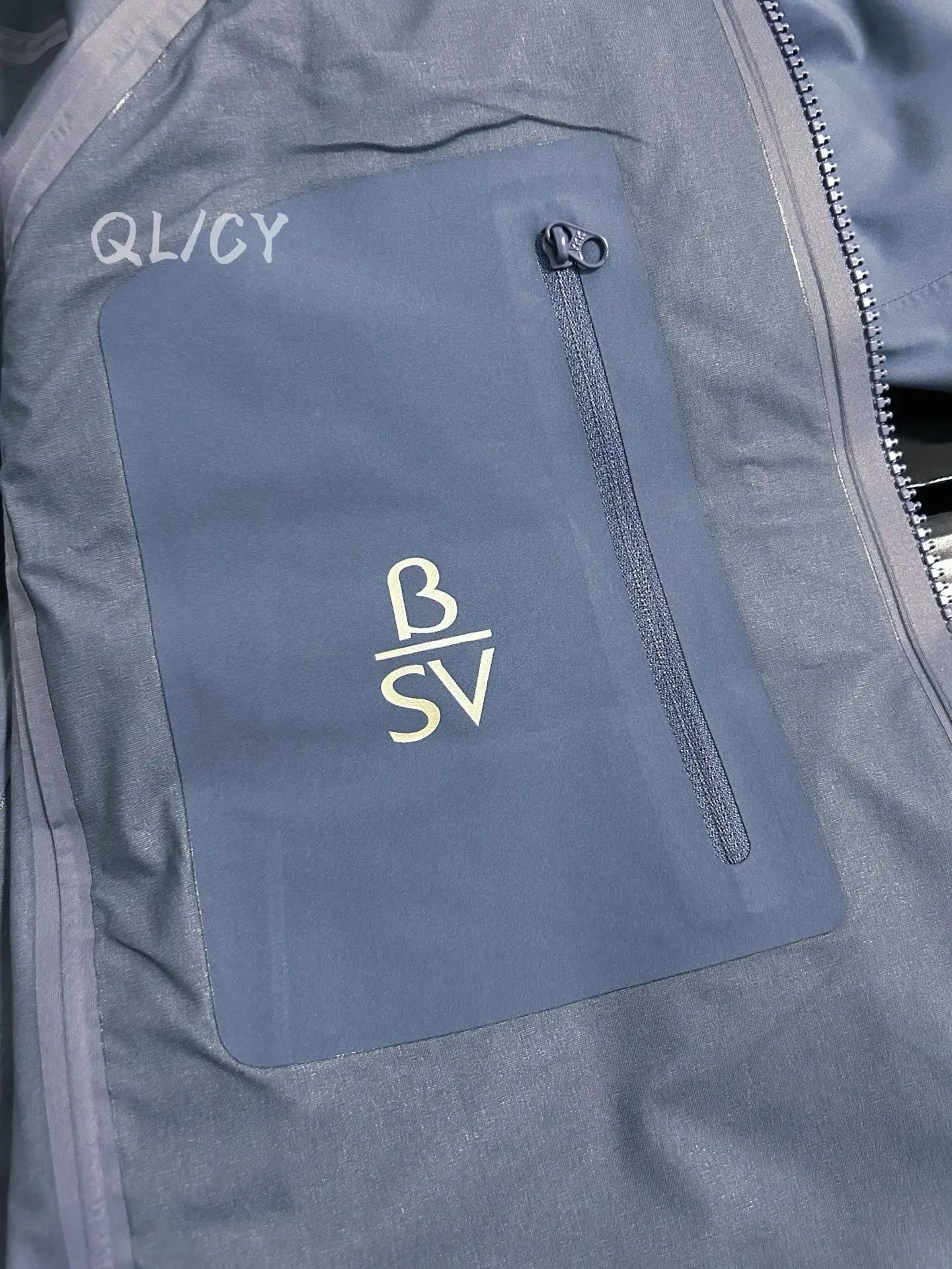 Beta SV GORE-TEX Pro Hooded Shell Jacket D42019601 — view 5
