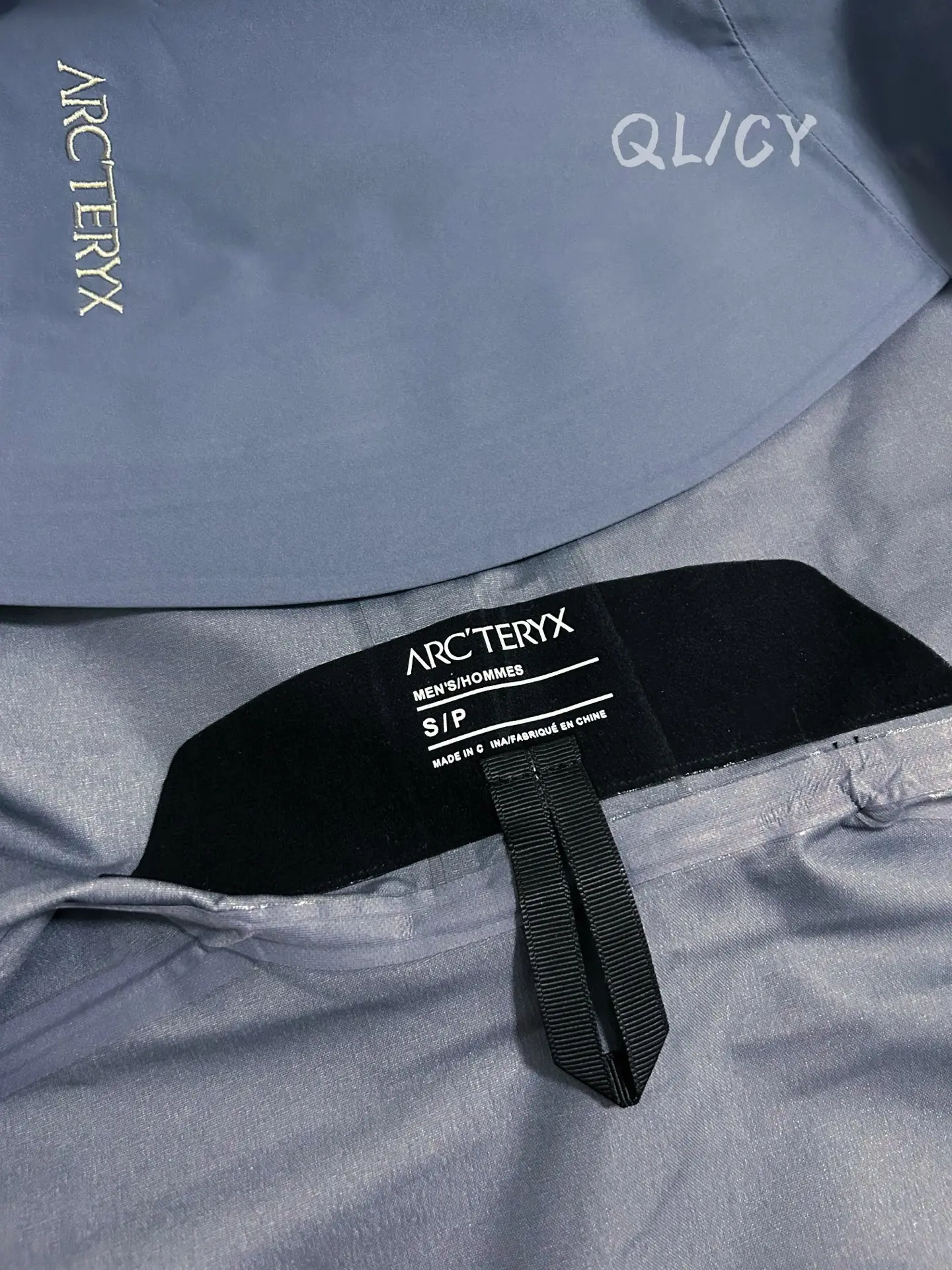 Beta SV GORE-TEX Pro Hooded Shell Jacket D42019601 — view 8