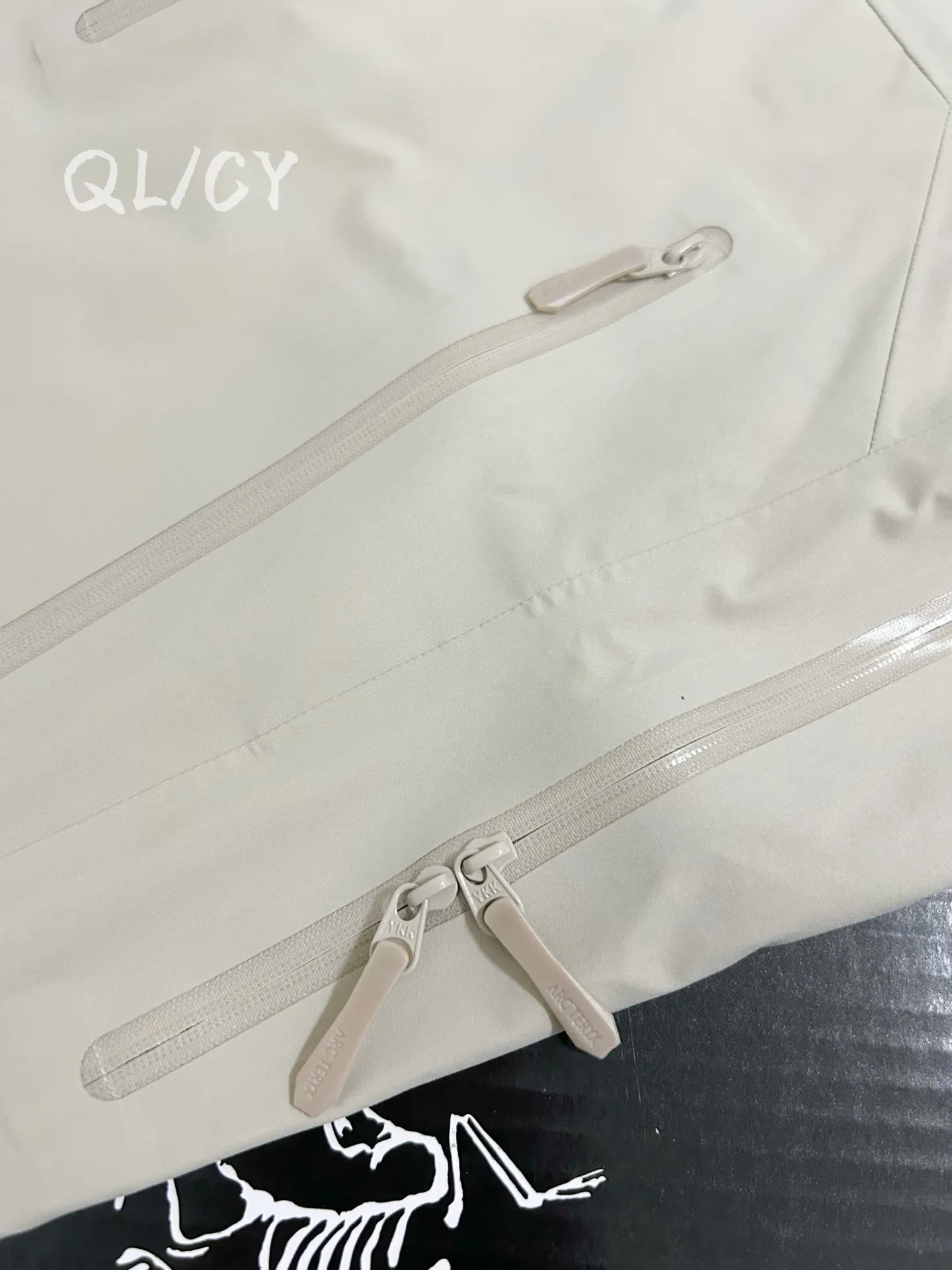 Beta SV GORE-TEX Pro Hardshell Jacket D42019600 — view 4
