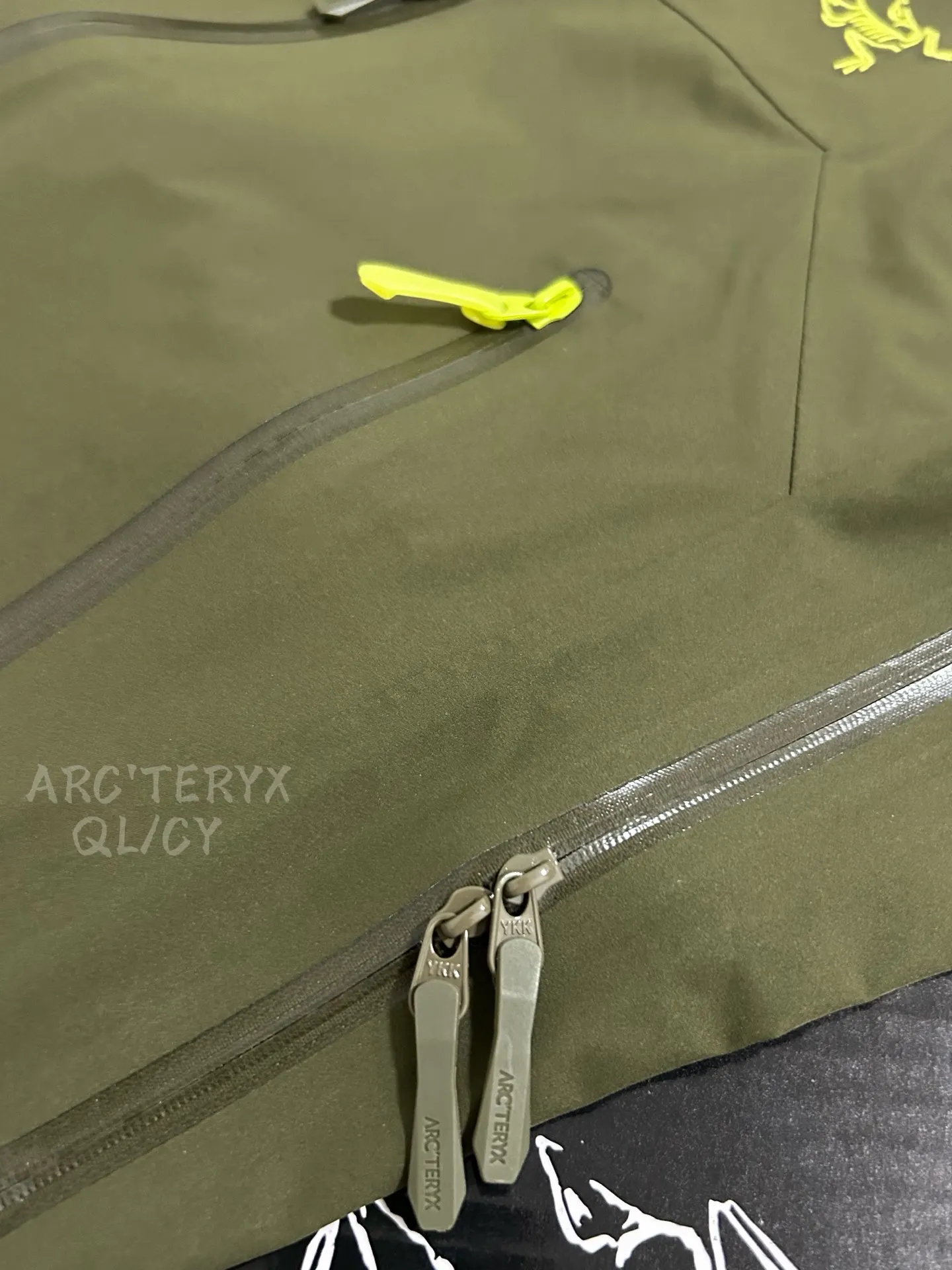 Beta SV GORE-TEX Pro Hooded Shell Jacket D42019602 — view 6