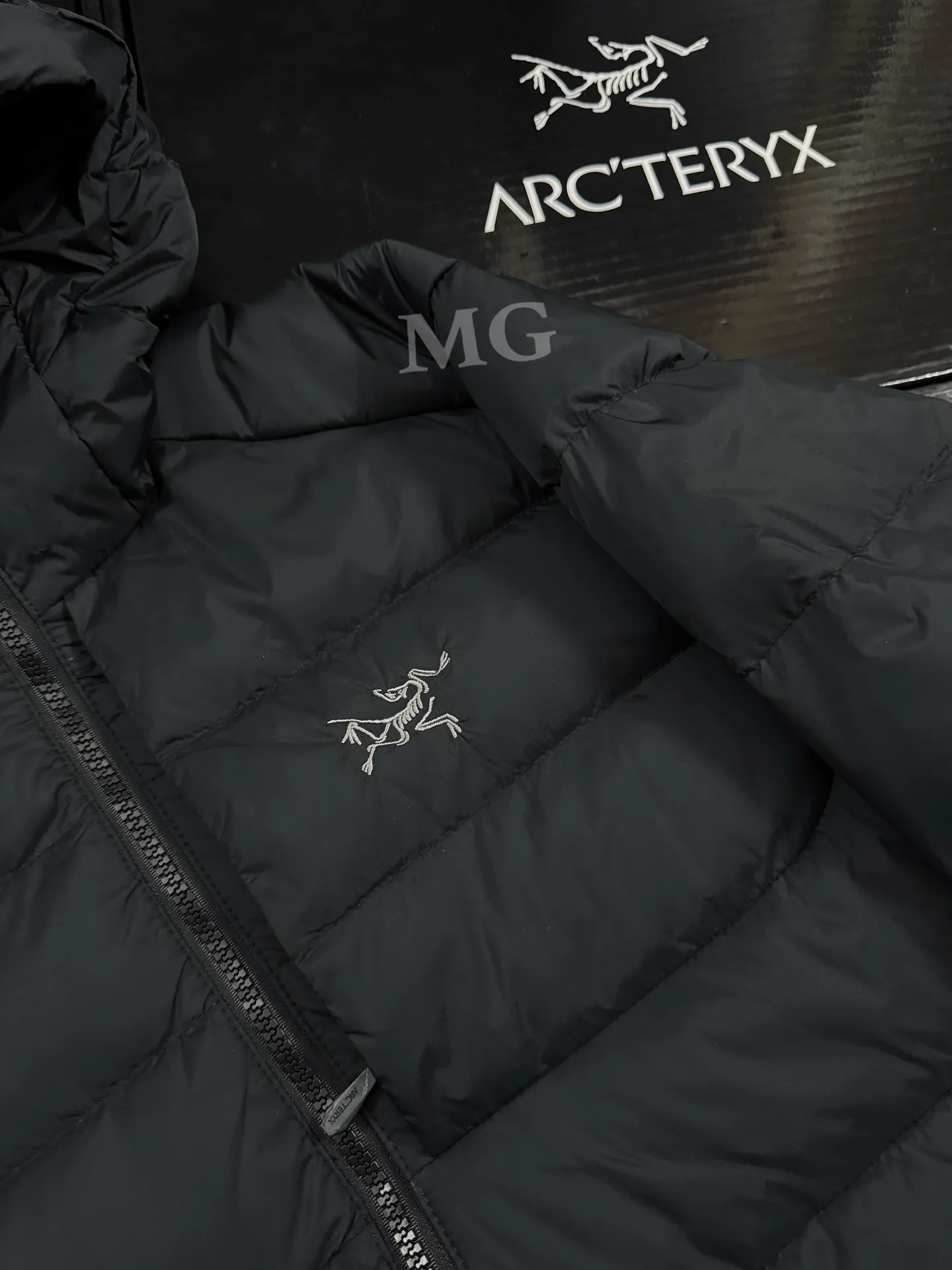 Thorium Hooded Down Puffer Jacket D43019341 — view 3