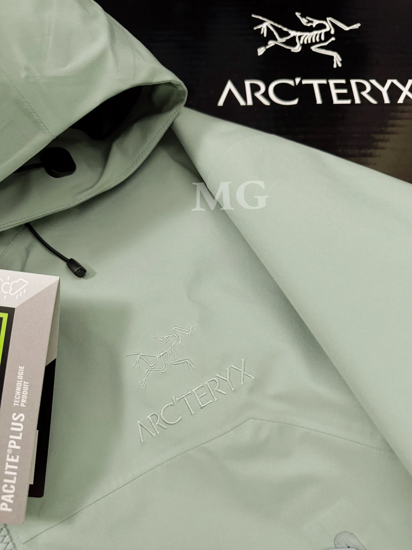 Beta AR GORE-TEX PRO Hooded Shell Jacket D43019503 — view 2