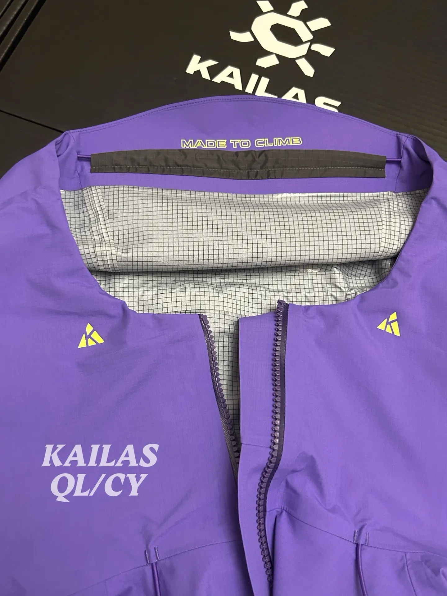 Kailas MONT Q60 China Mountaineering Limited Edition Hardshell Jacket D44019337 — view 10