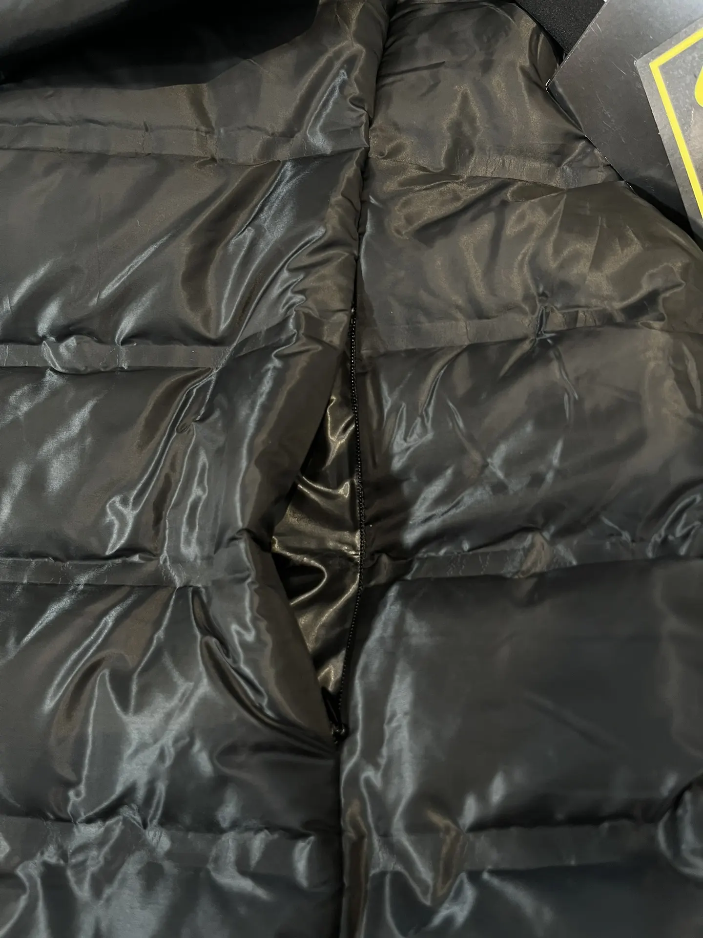 Alpha SV 3-in-1 GORE-TEX Hardshell Puffer Jacket D46019402 — view 5