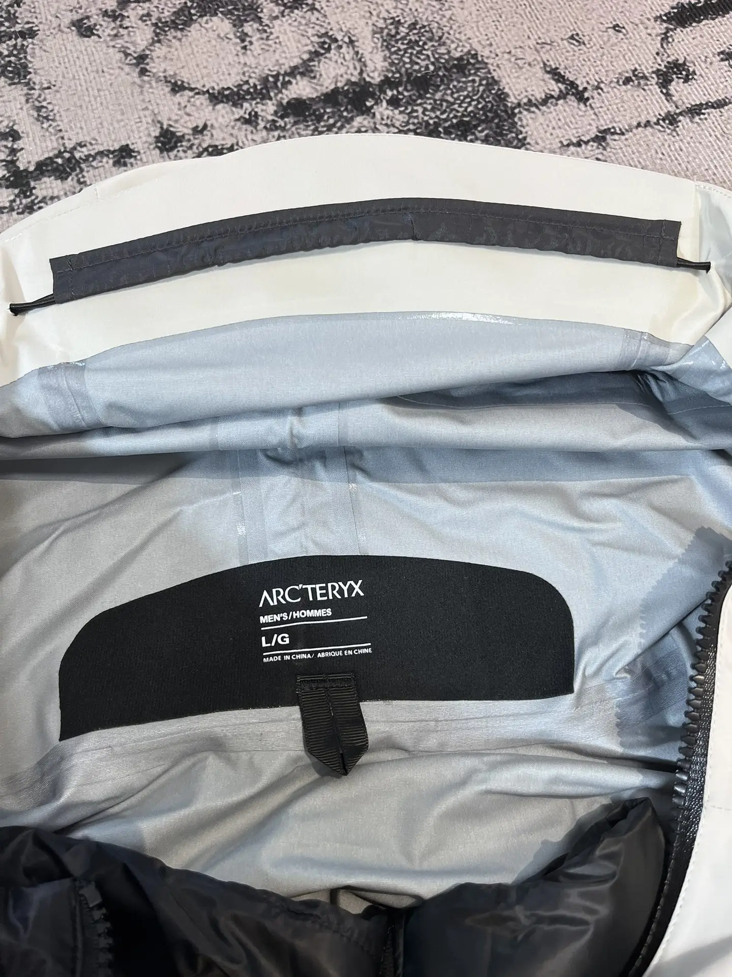 Alpha SV 3-in-1 GORE-TEX Down Jacket D46019405 — view 4