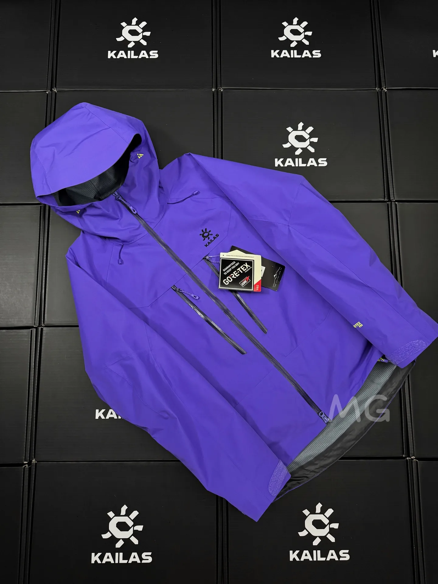 KAILAS Mont-X Pro GORE-TEX Hardshell Jacket D46019334 — view 2