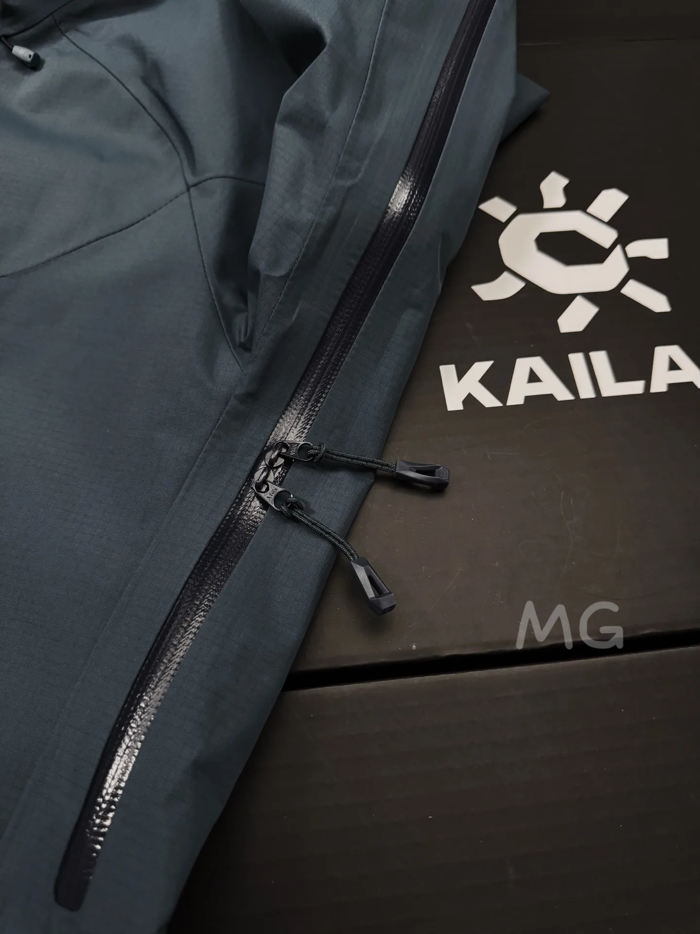 KAILAS MONT-X Pro Waterproof Hardshell Jacket D46019336 — view 6