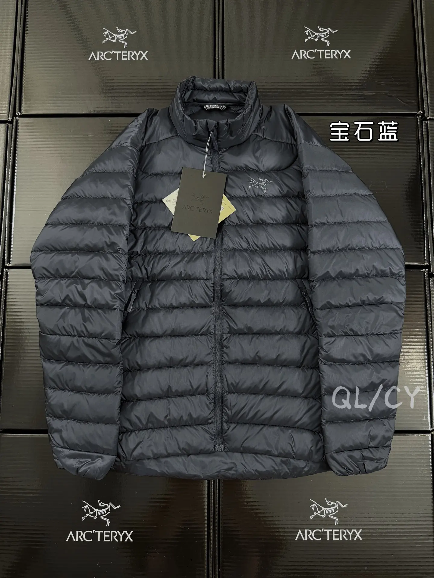 Cerium Lightweight Down-Filled Puffer Jacket D46019668