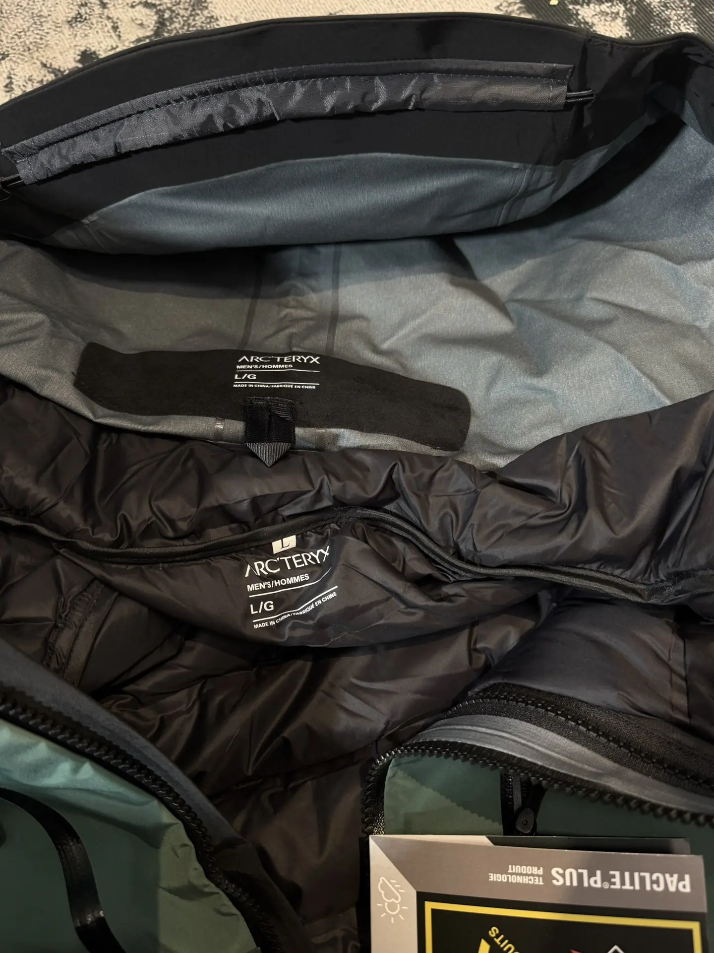 Alpha SV 3-in-1 GORE-TEX Down Jacket D48019401 — view 12