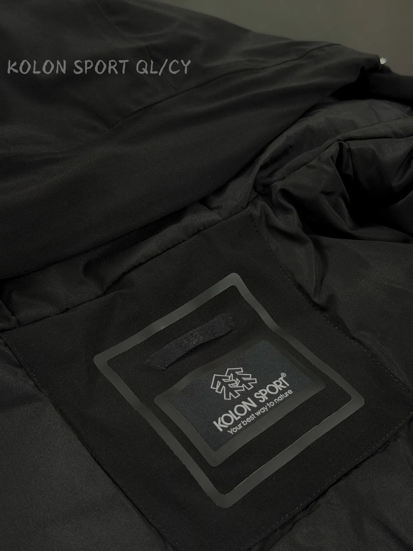 GORE-TEX 800-Fill Goose Down Hooded Jacket D51019675 — view 9