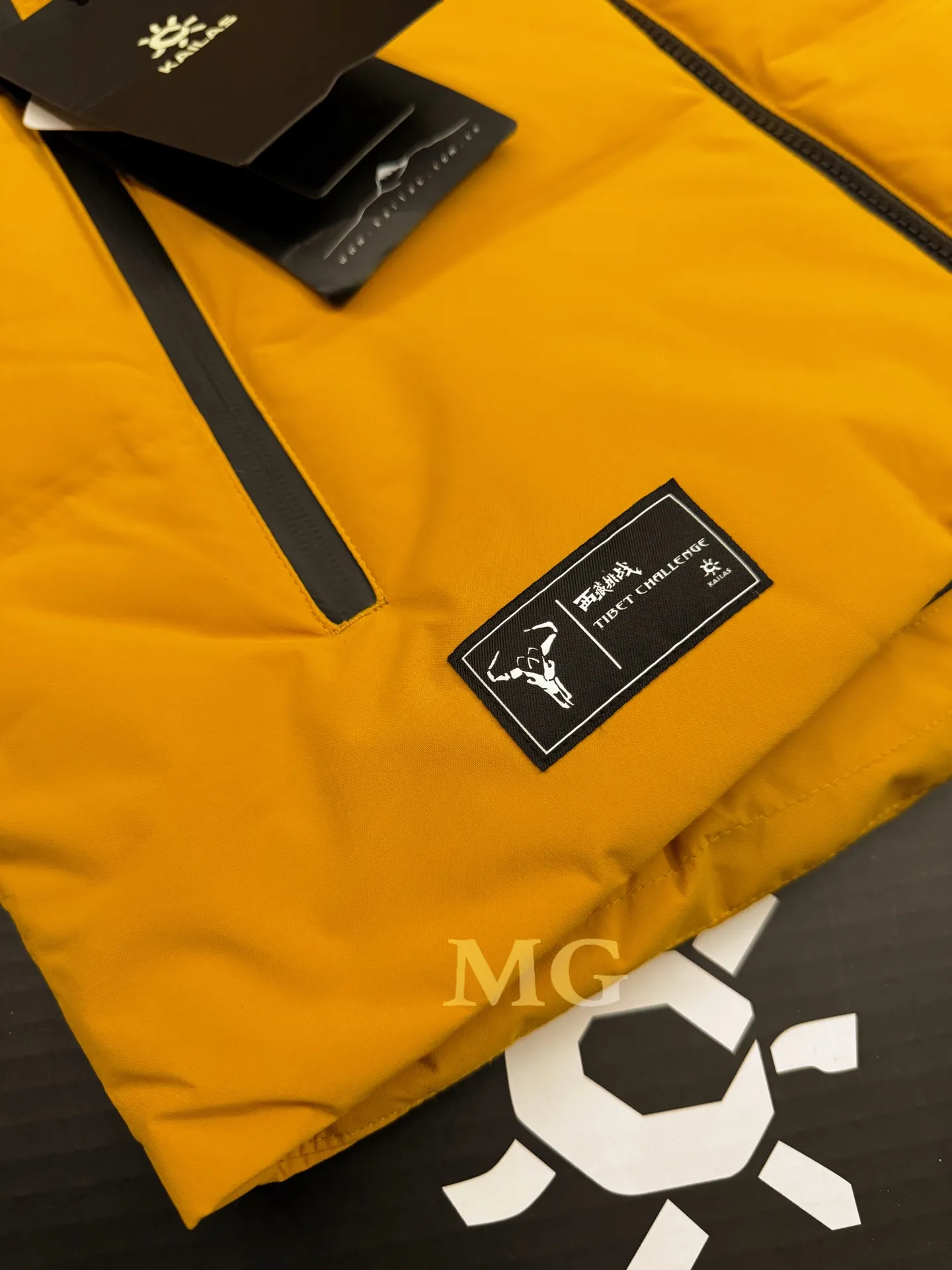 Dagu 700-Fill Goose Down Puffer Jacket D52019380 — view 3