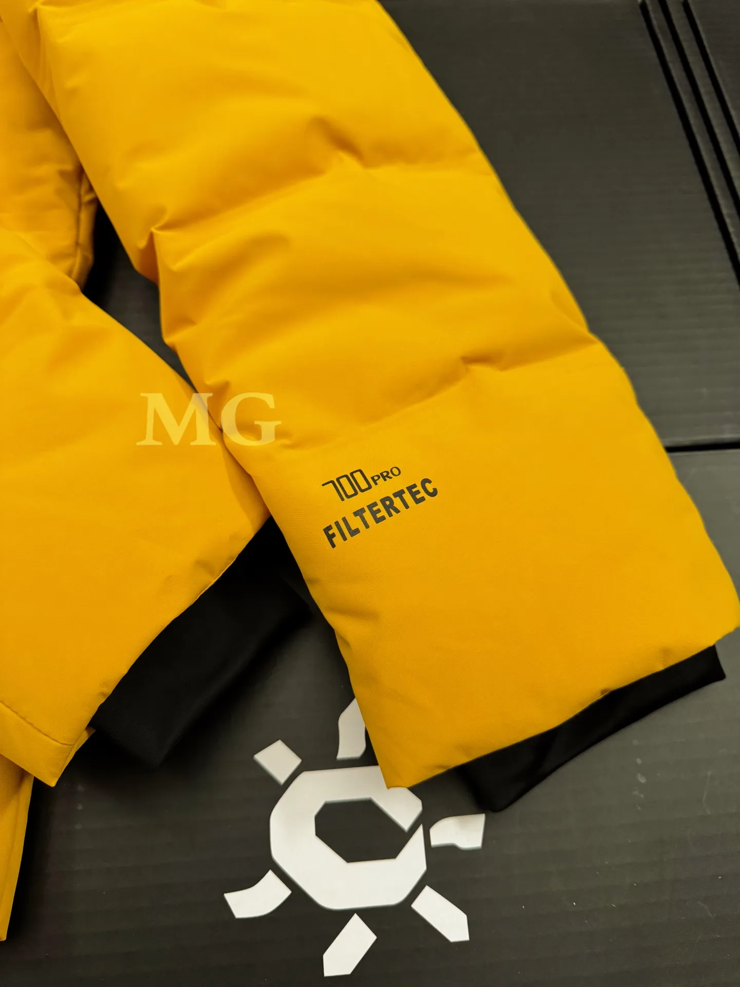 Dagu 700-Fill Goose Down Puffer Jacket D52019380 — view 5