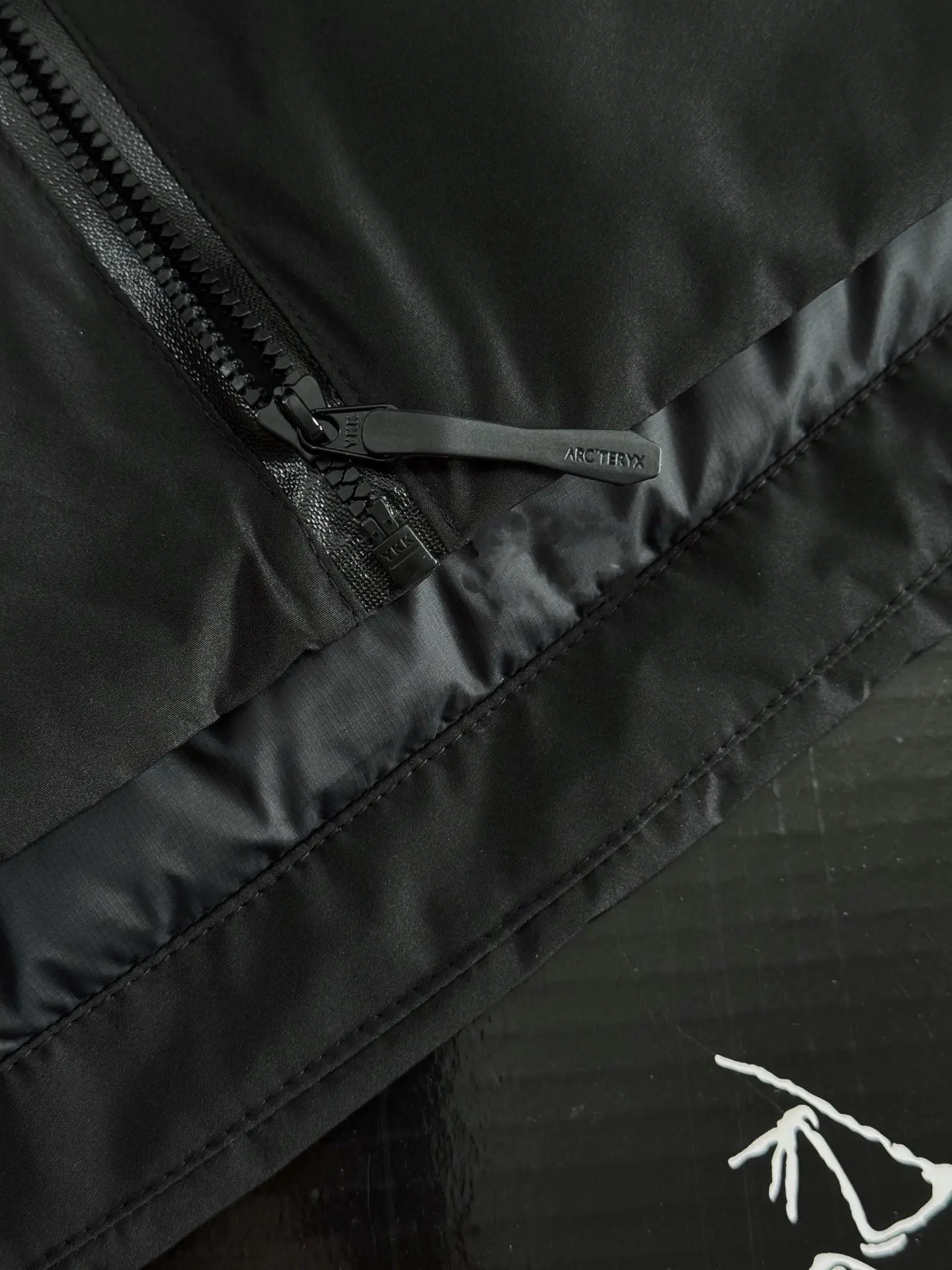 Solano GORE-TEX Down-Filled Hooded Jacket D52019590 — view 9