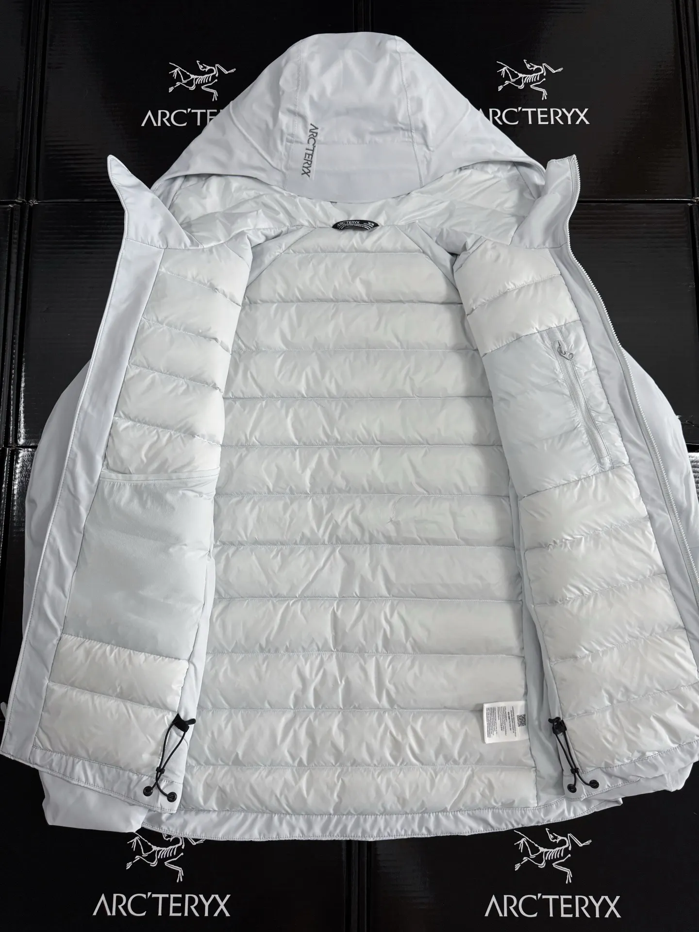 Solano GORE-TEX Down-Filled Hooded Jacket D52019589 — view 8