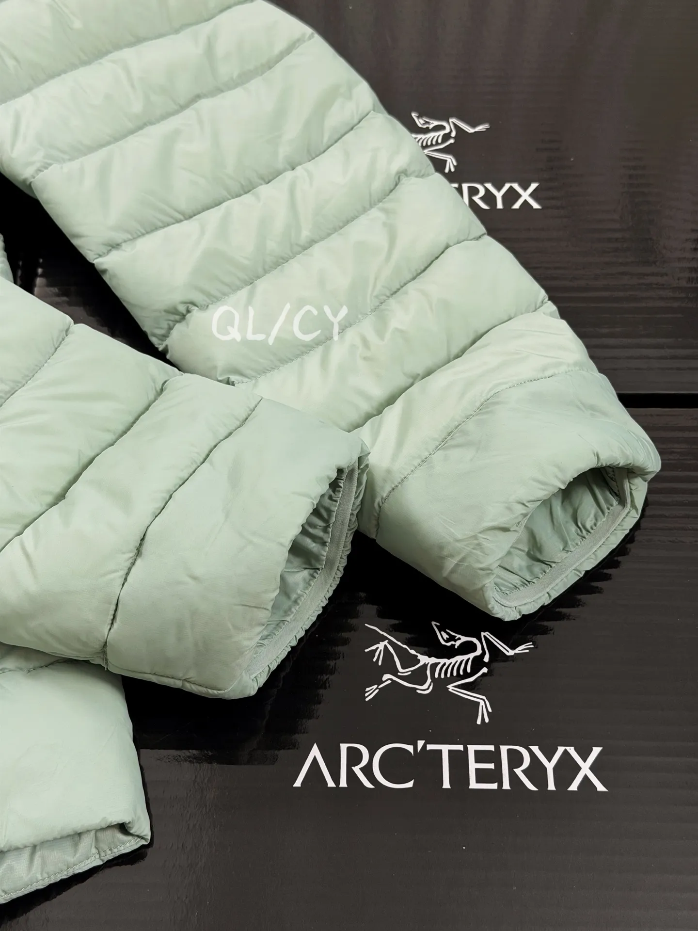 Cerium Hooded Down Puffer Jacket D52019657 — view 6