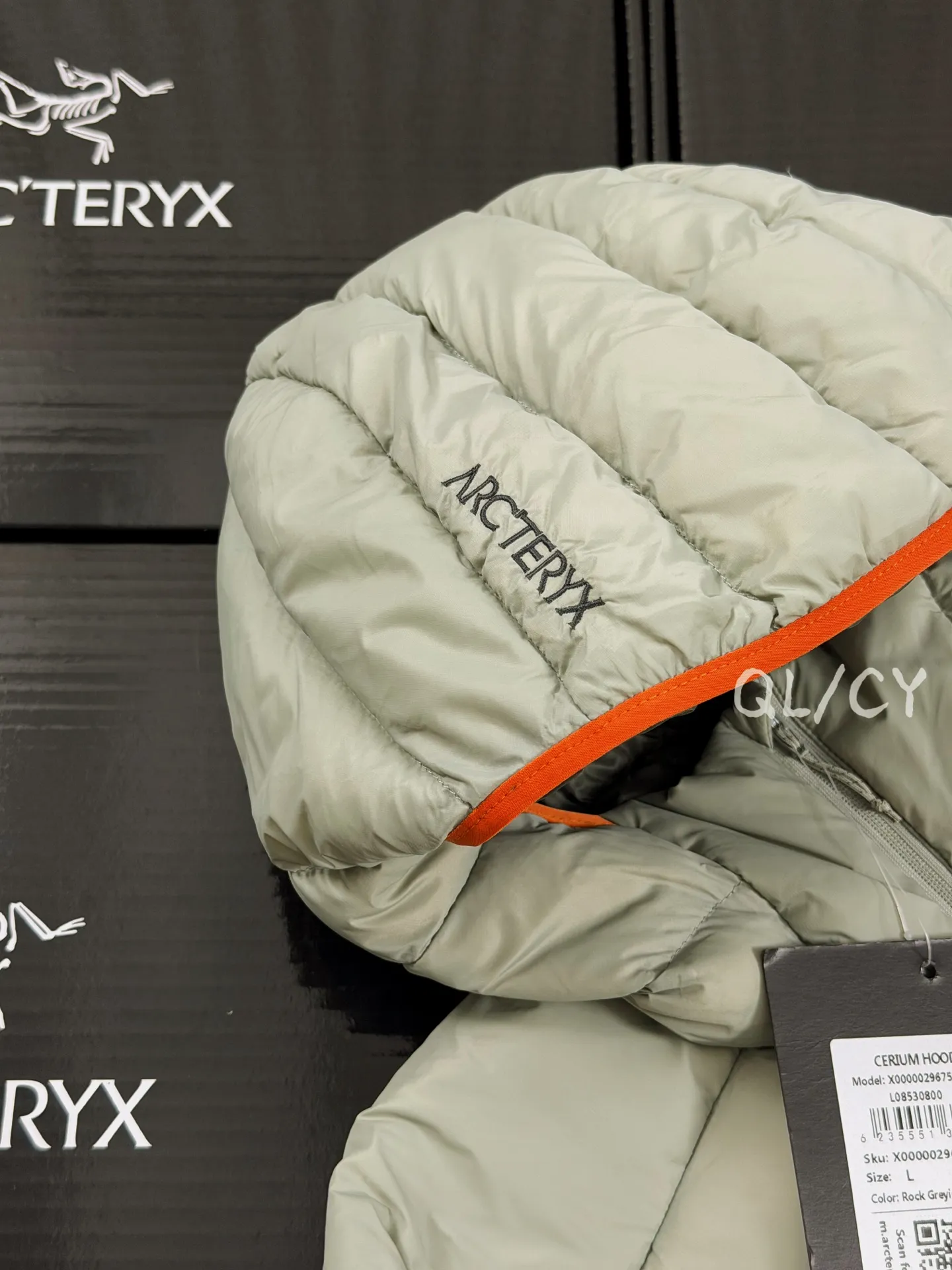 Cerium Hooded Down Puffer Jacket D52019658 — view 4