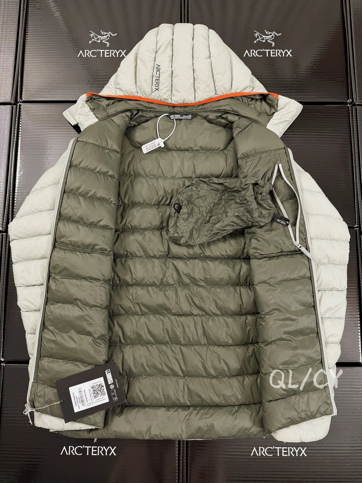 Cerium Hooded Down Puffer Jacket D52019658 — view 8