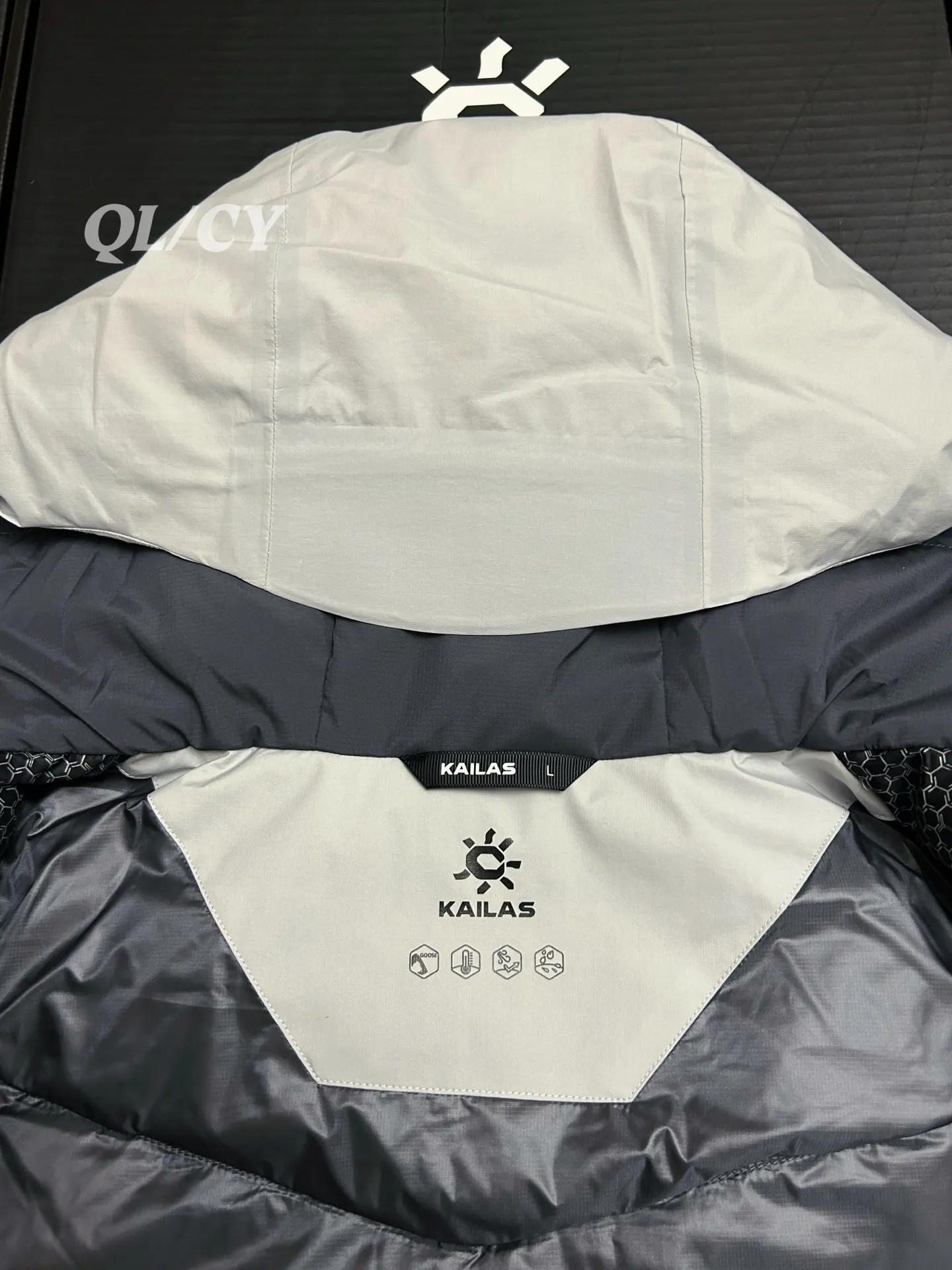 Aspen Hardshell Down-Filled Hooded Jacket D56019426 — view 8