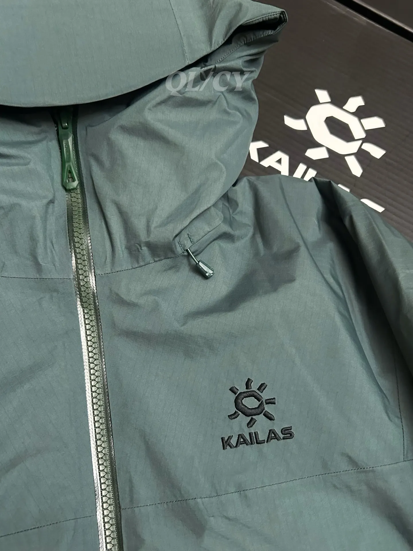 Aspen Hardshell Down-Filled Hooded Jacket D56019428 — view 4