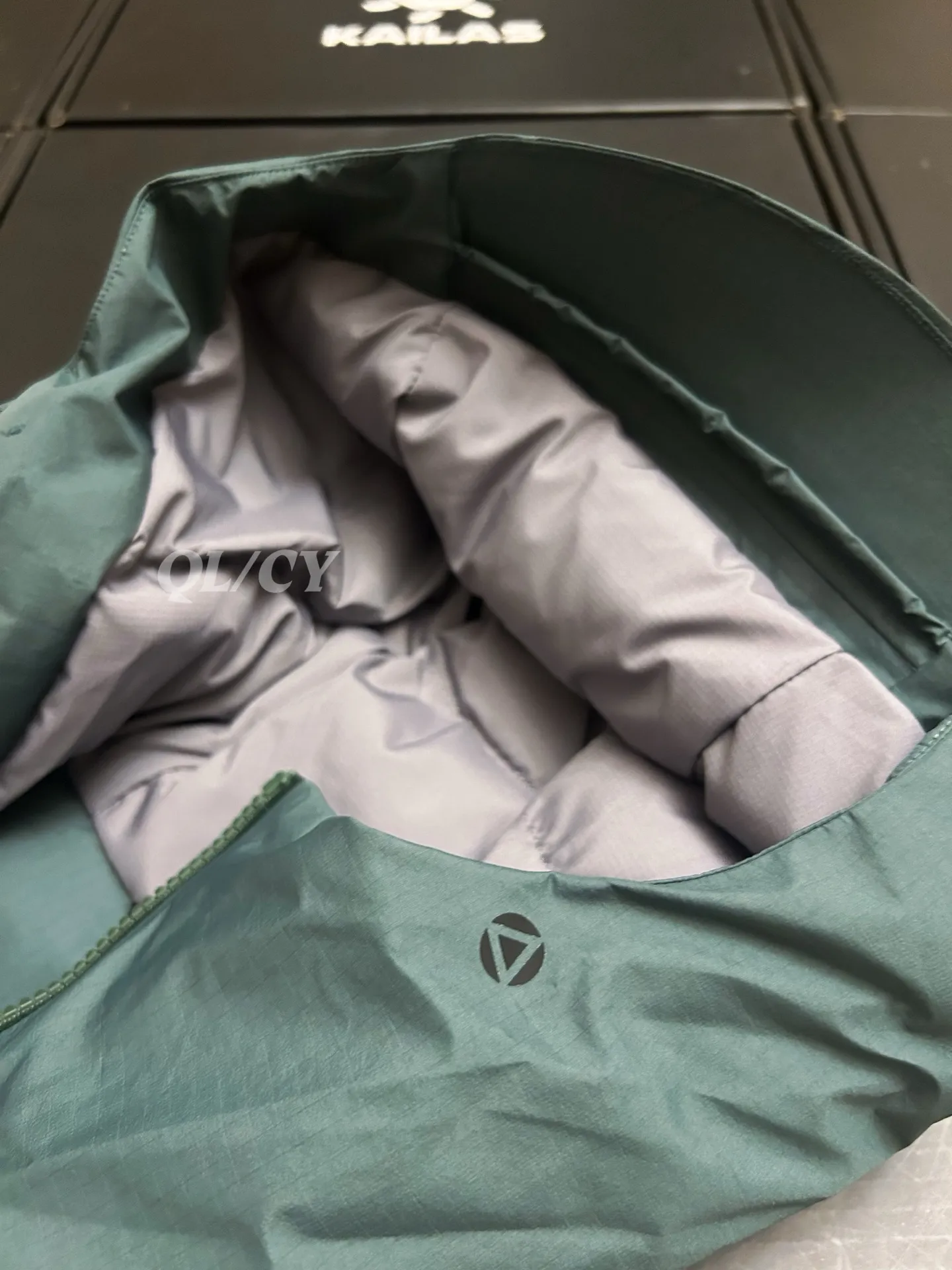 Aspen Hardshell Down-Filled Hooded Jacket D56019428 — view 5