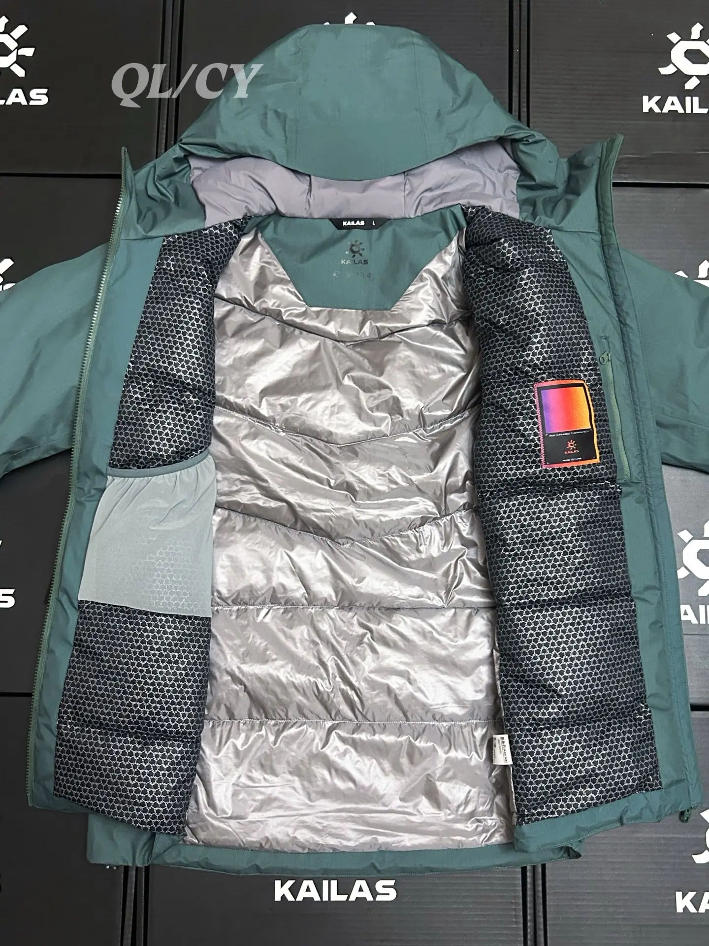 Aspen Hardshell Down-Filled Hooded Jacket D56019428 — view 9