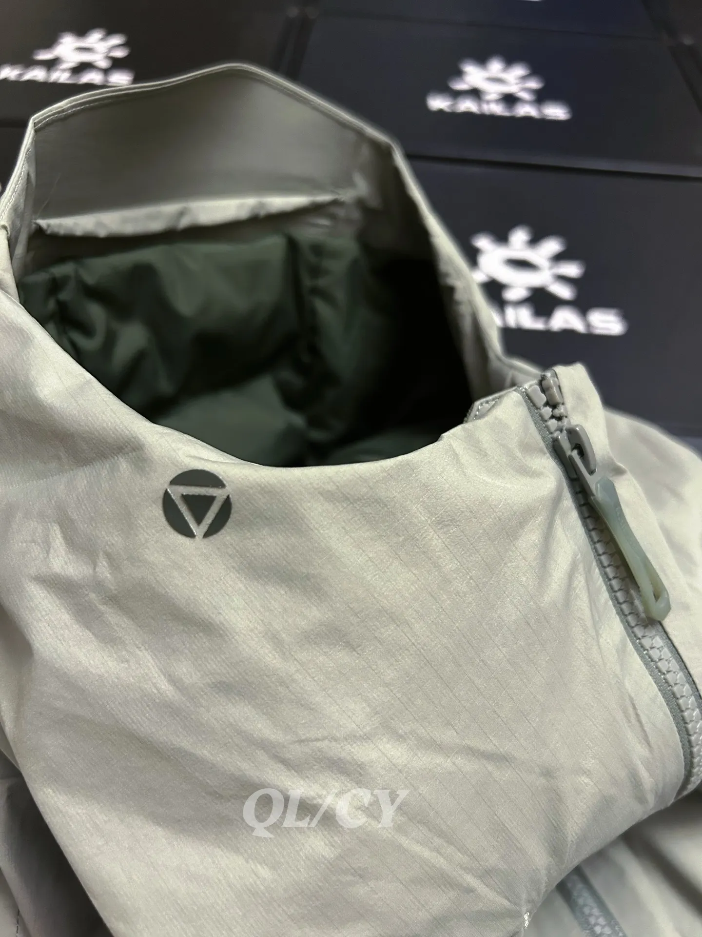 Aspen 3-Layer Hardshell Down-Filled Jacket D56019425 — view 6