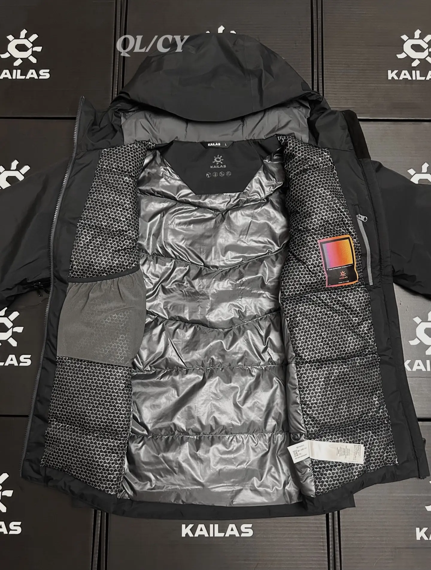 Aspen Hardshell 700-Fill Down Jacket D56019429 — view 9