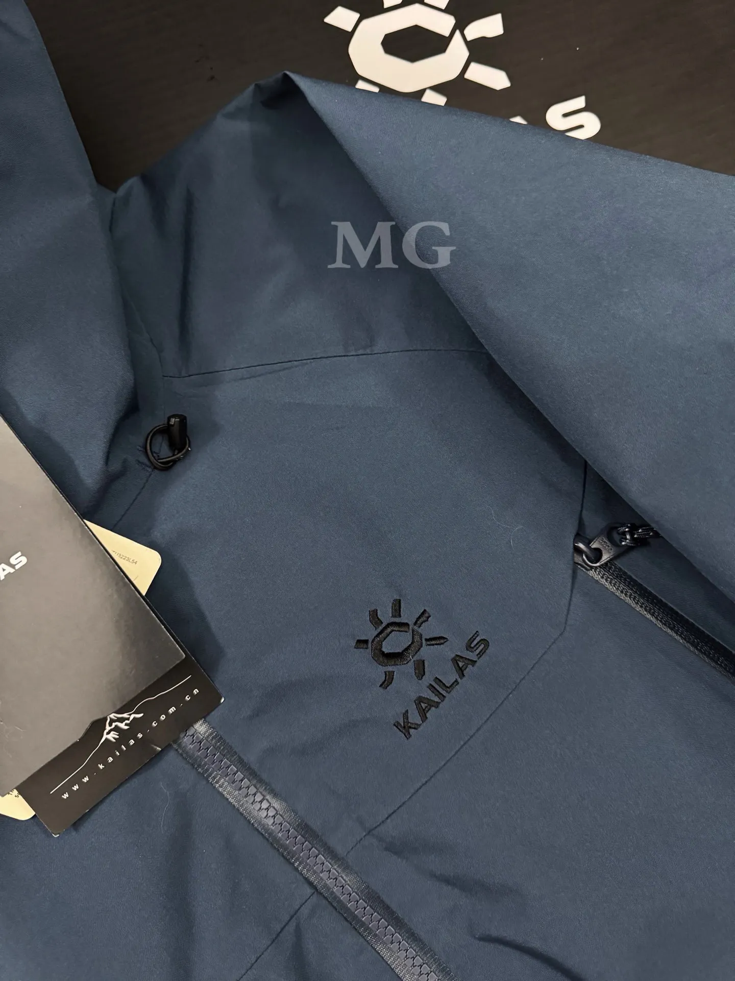Mont-X 3-in-1 GORE-TEX Down Jacket D58019614 — view 9