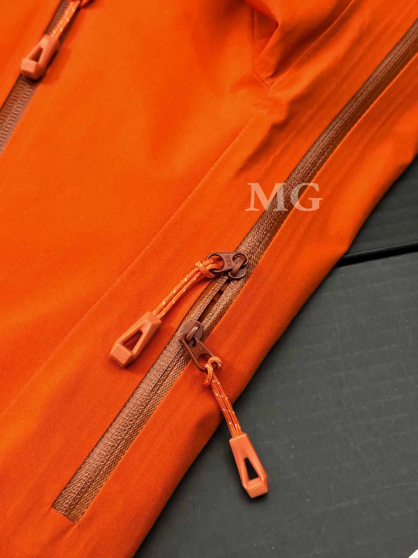 Mont-X 3-in-1 GORE-TEX Down Jacket D58019610 — view 6