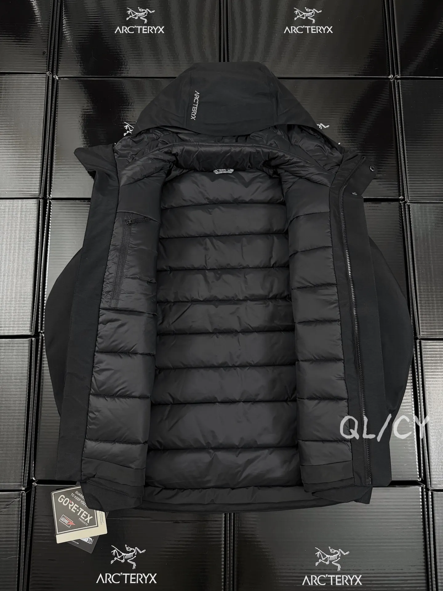 Therme GORE-TEX Down-Filled Hooded Jacket D58019672 — view 8