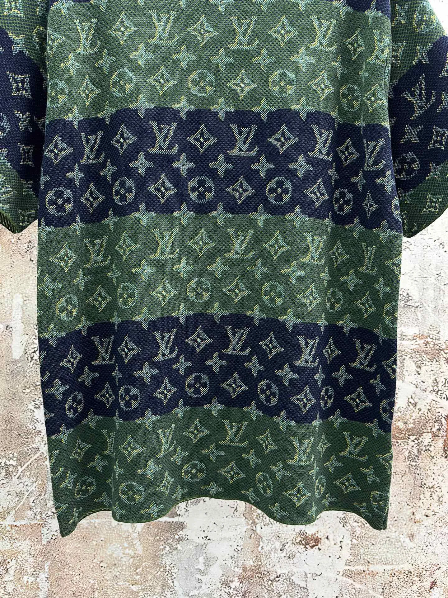 Monogram Striped Cotton T-Shirt D19013919 — view 4