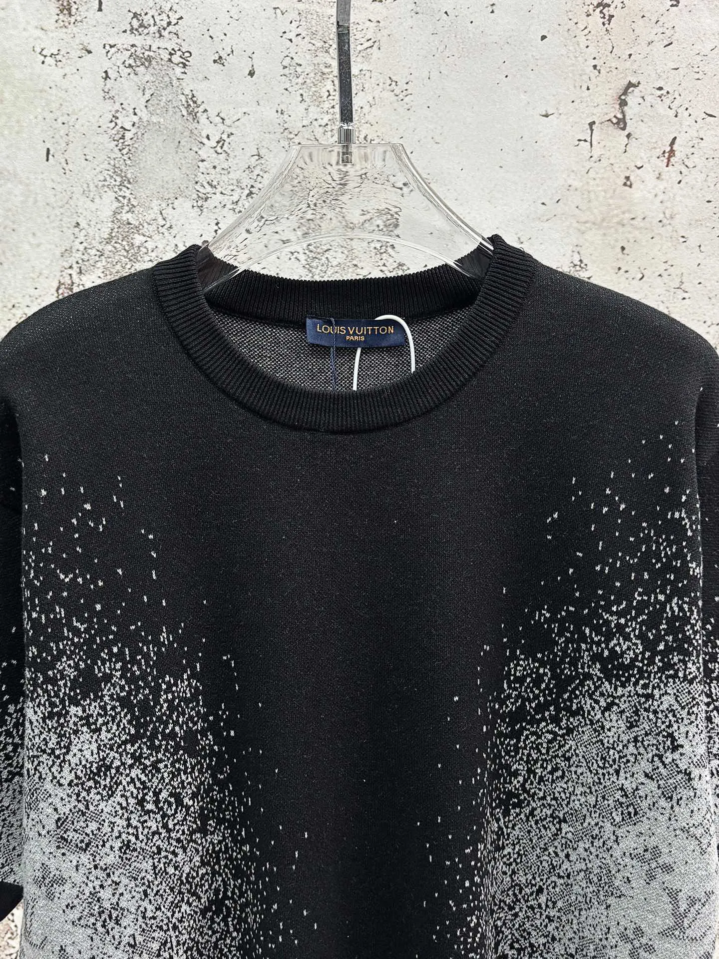 Monogram Gradient Knit T-Shirt D19013917 — view 3