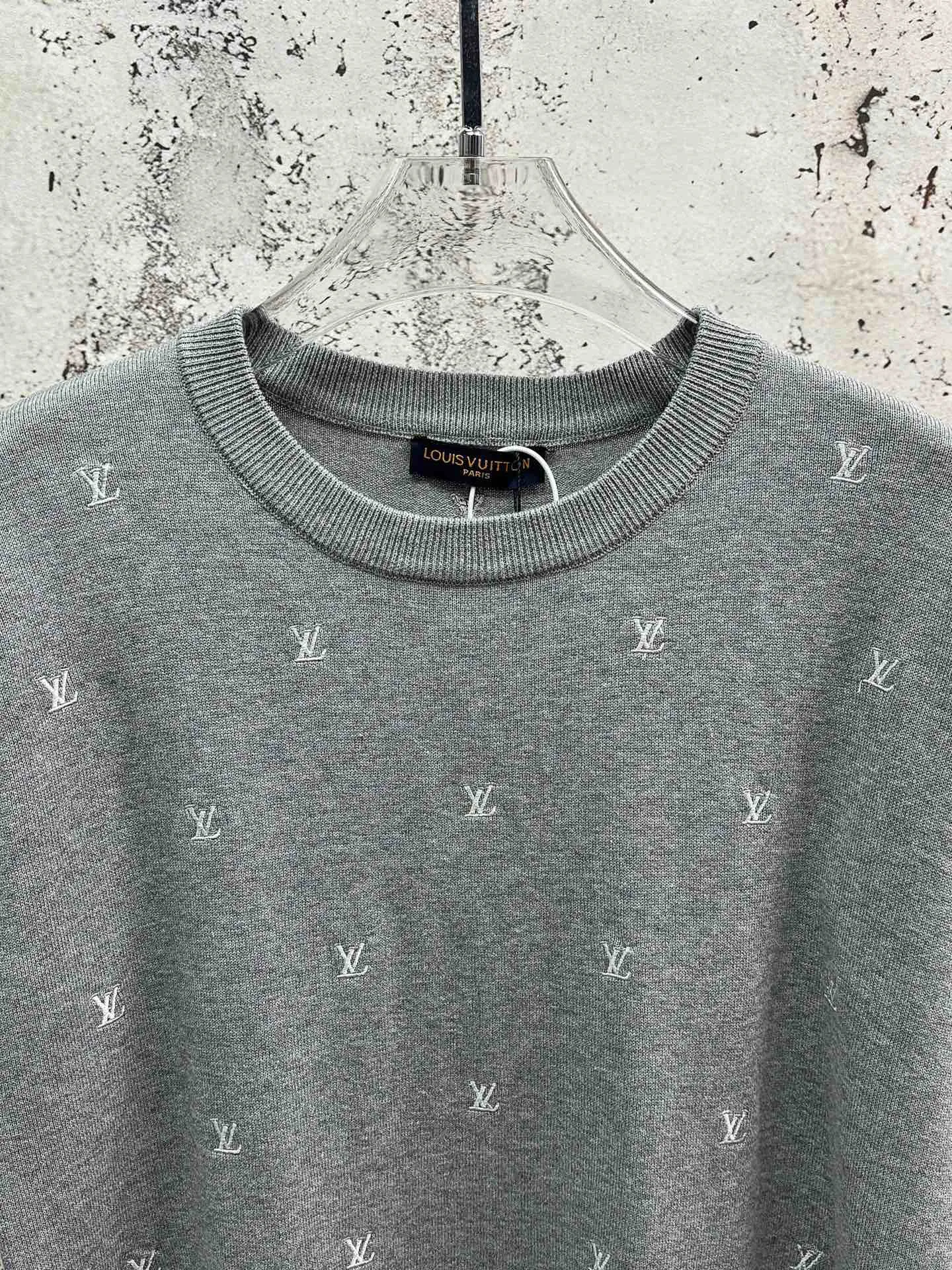 Monogram Embroidered Cotton T-Shirt D19513924 — view 3