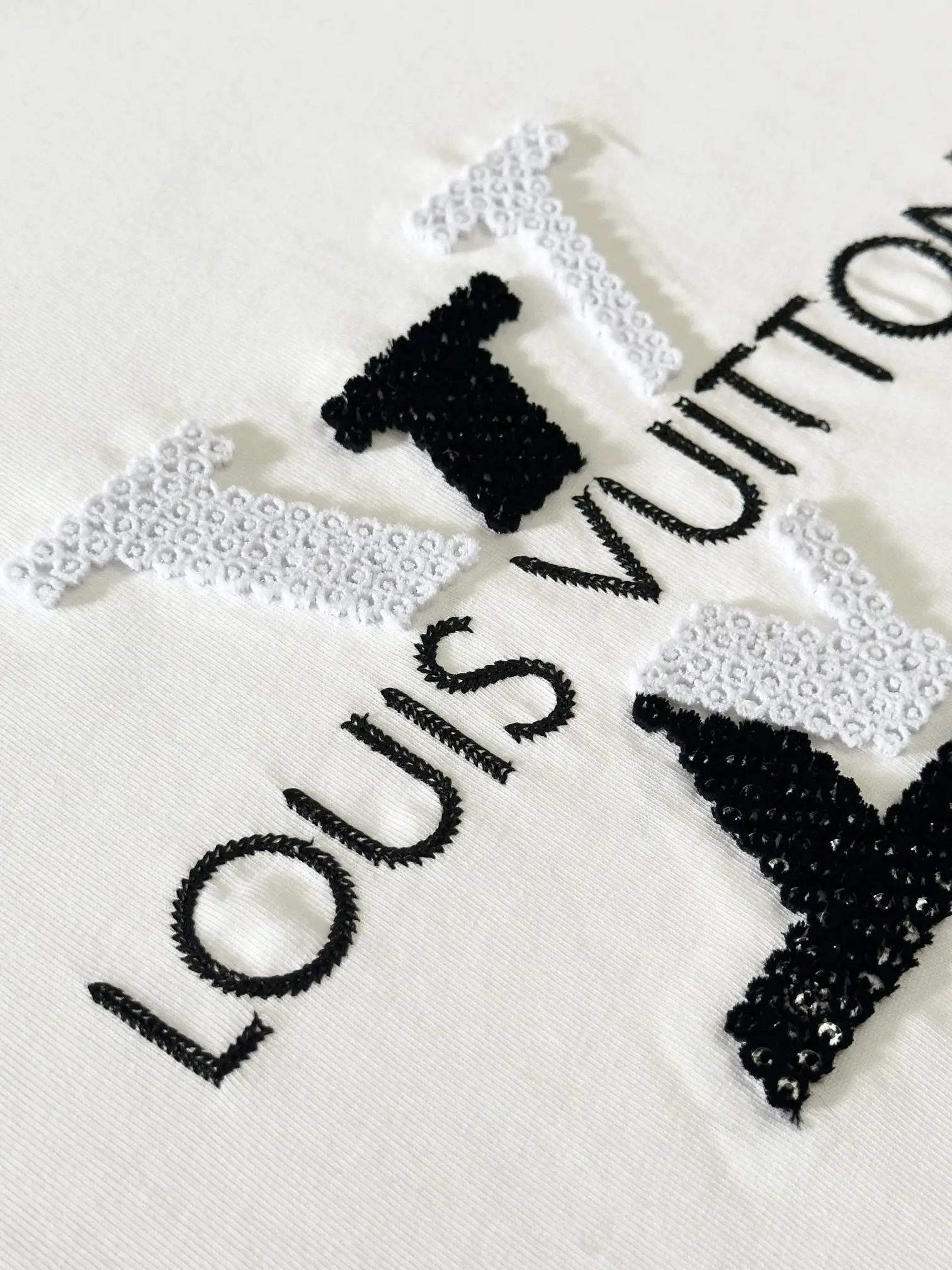 Embroidered Logo Cotton T-Shirt D13513266 — view 5
