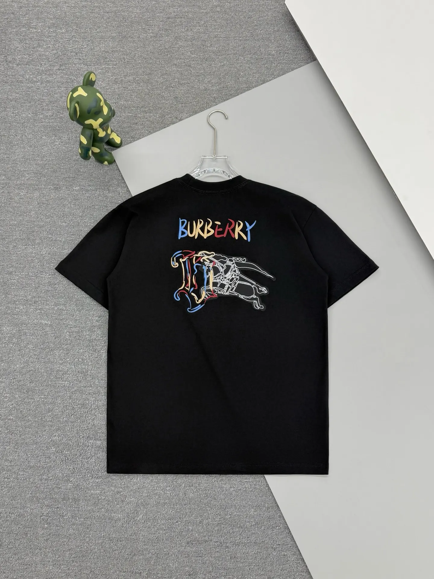 Embroidered Rainbow Equestrian Knight T-Shirt D13513377 — view 2