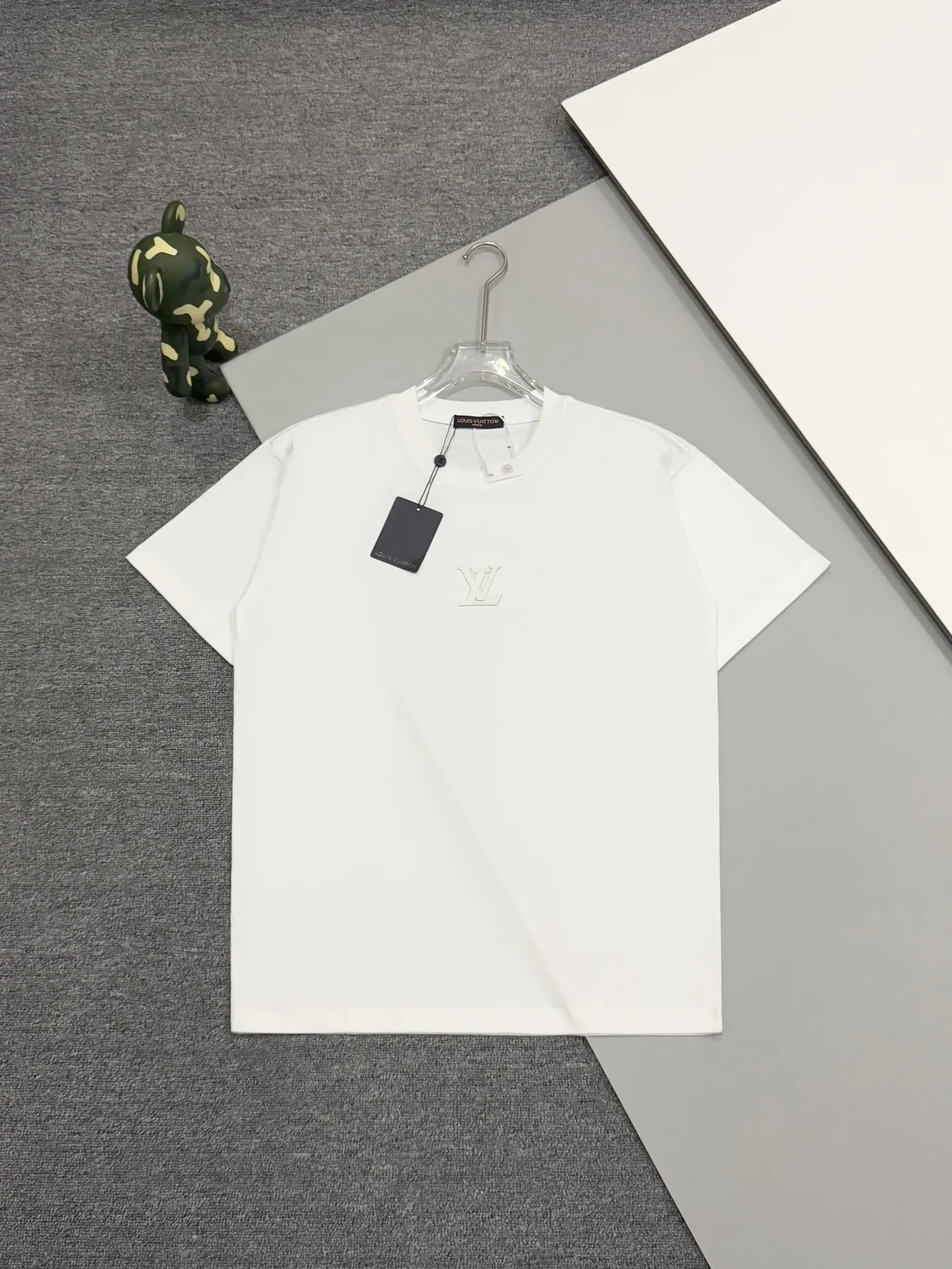 Leather Patch Embroidered Cotton T-Shirt D13513396