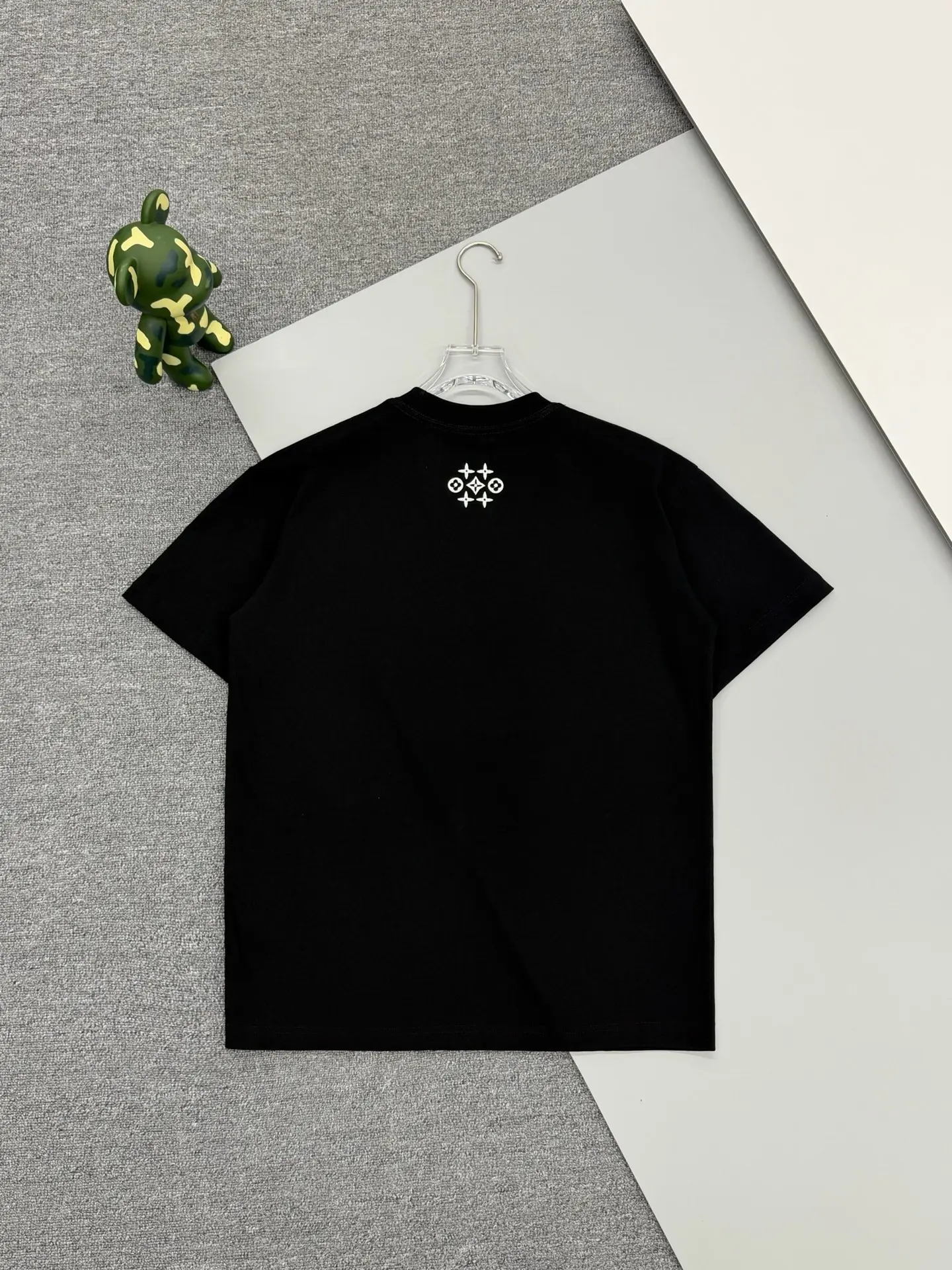 Embroidered Monogram Pocket T-Shirt D13513373 — view 2